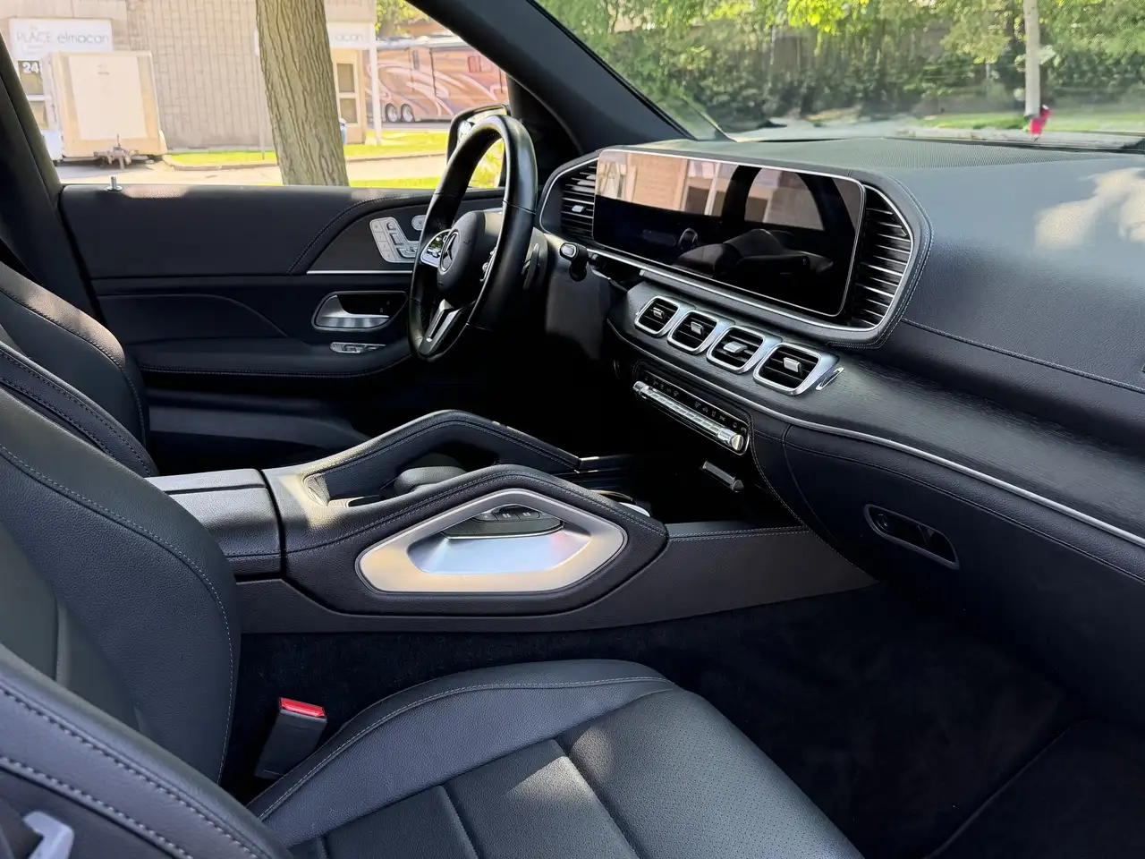 Mercedes-Benz GLE снимка Mercedes-Benz GLE