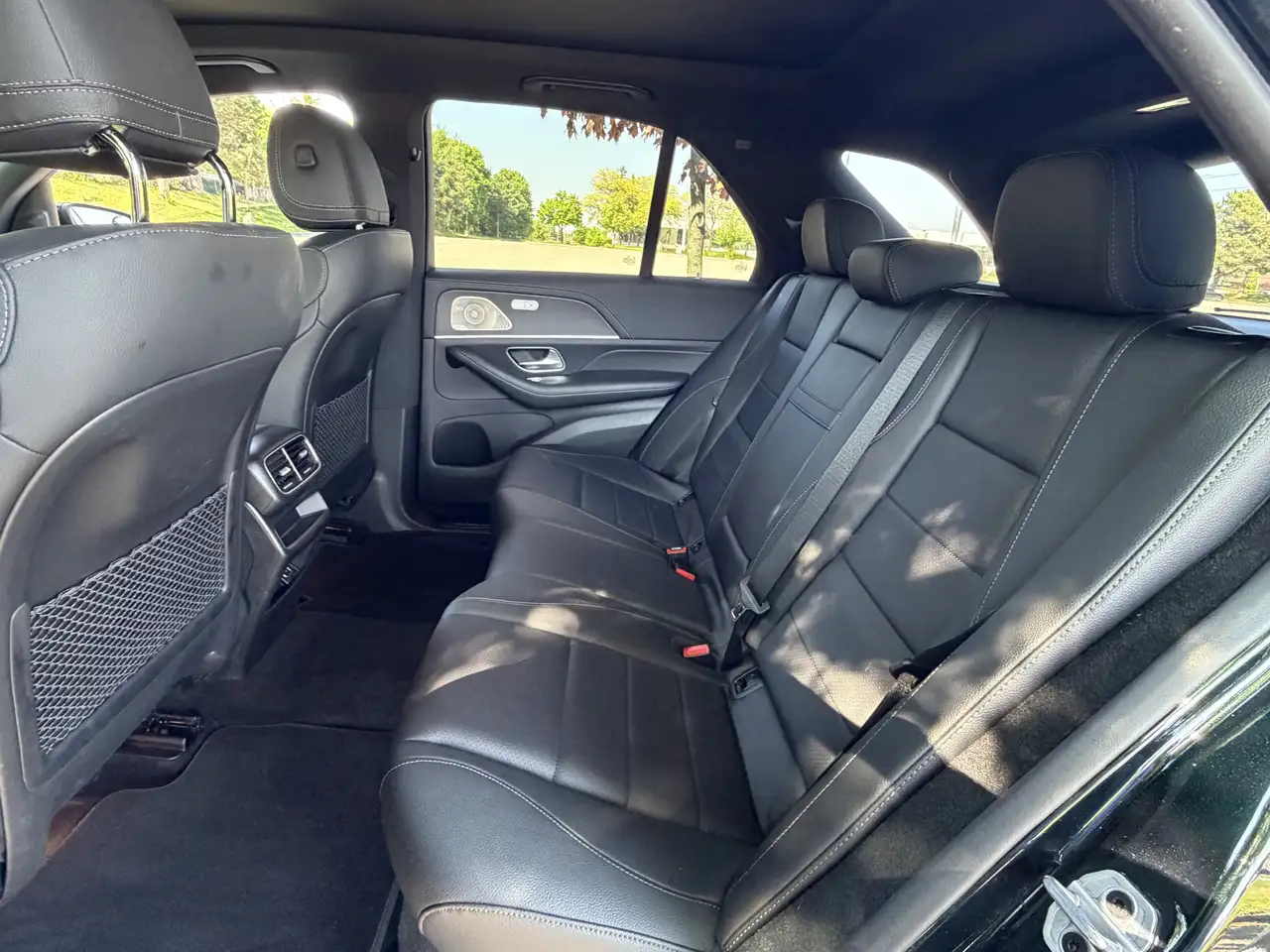 Mercedes-Benz GLE снимка Mercedes-Benz GLE