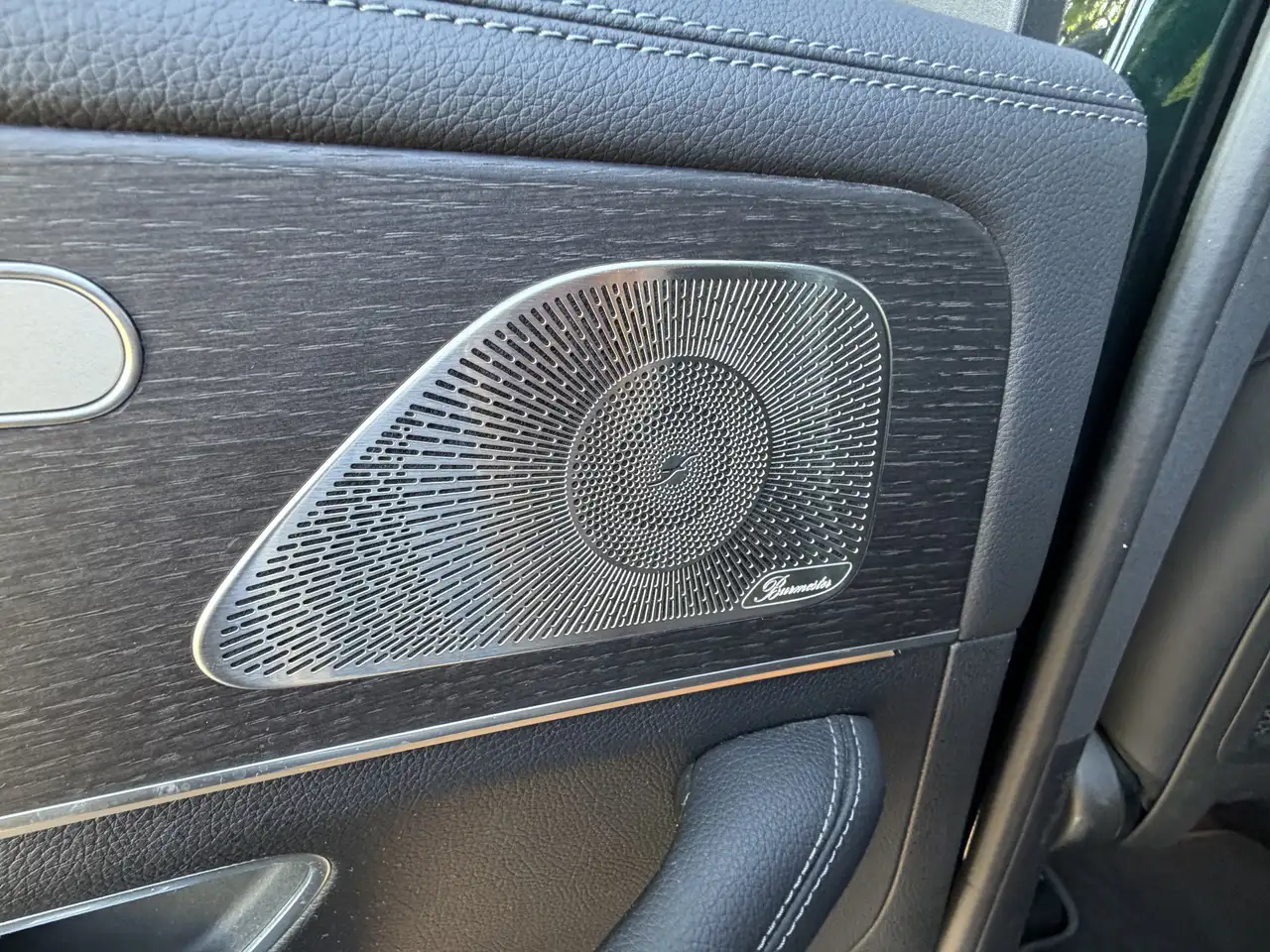 Mercedes-Benz GLE снимка Mercedes-Benz GLE