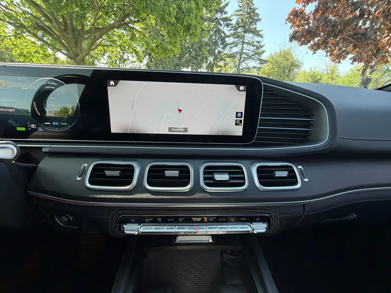 Mercedes-Benz GLE снимка Mercedes-Benz GLE