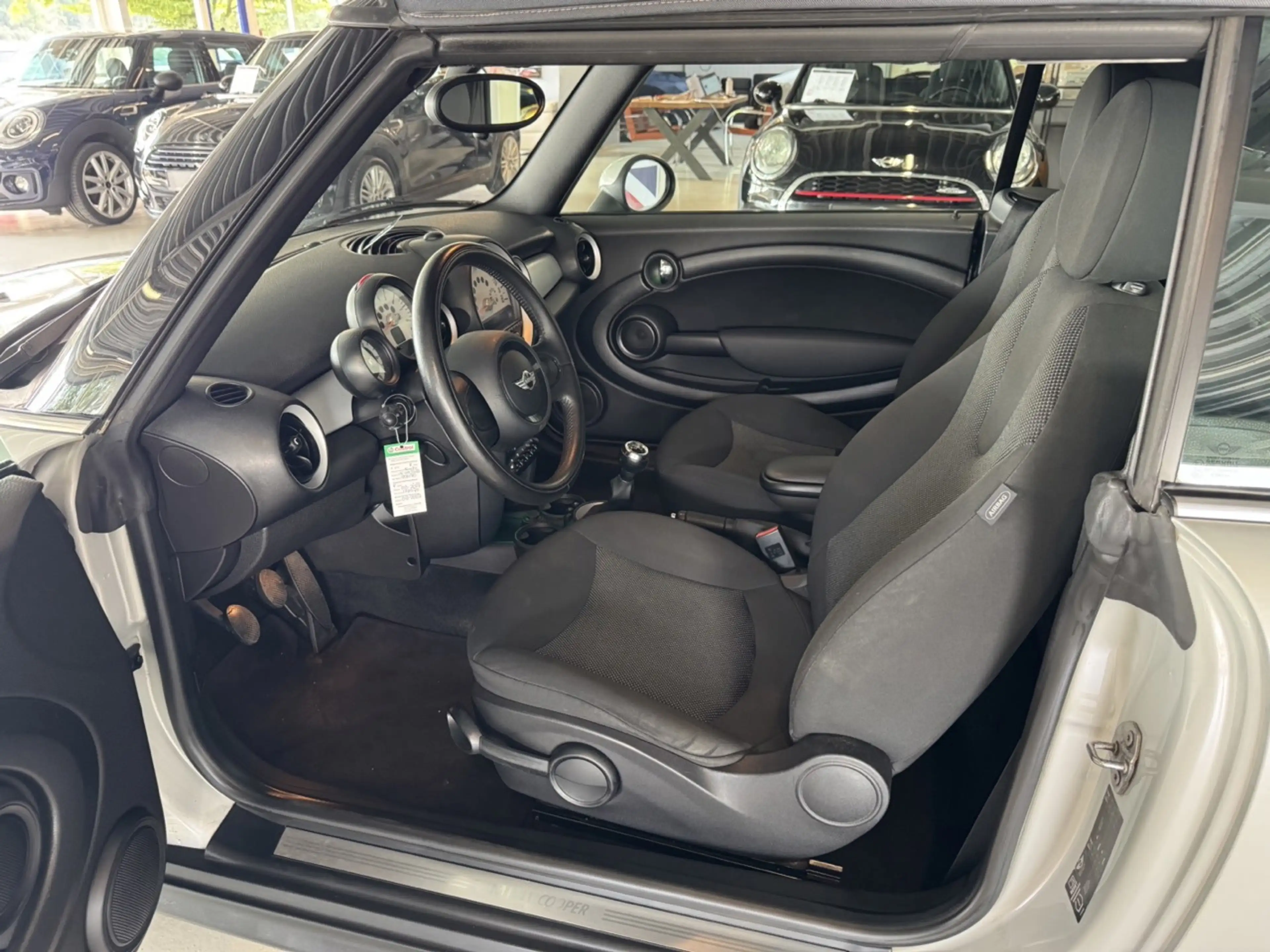 MINI Cooper Cabrio 1.6 Pepper ( 6 MAANDEN GARANTIE ) — photo 9