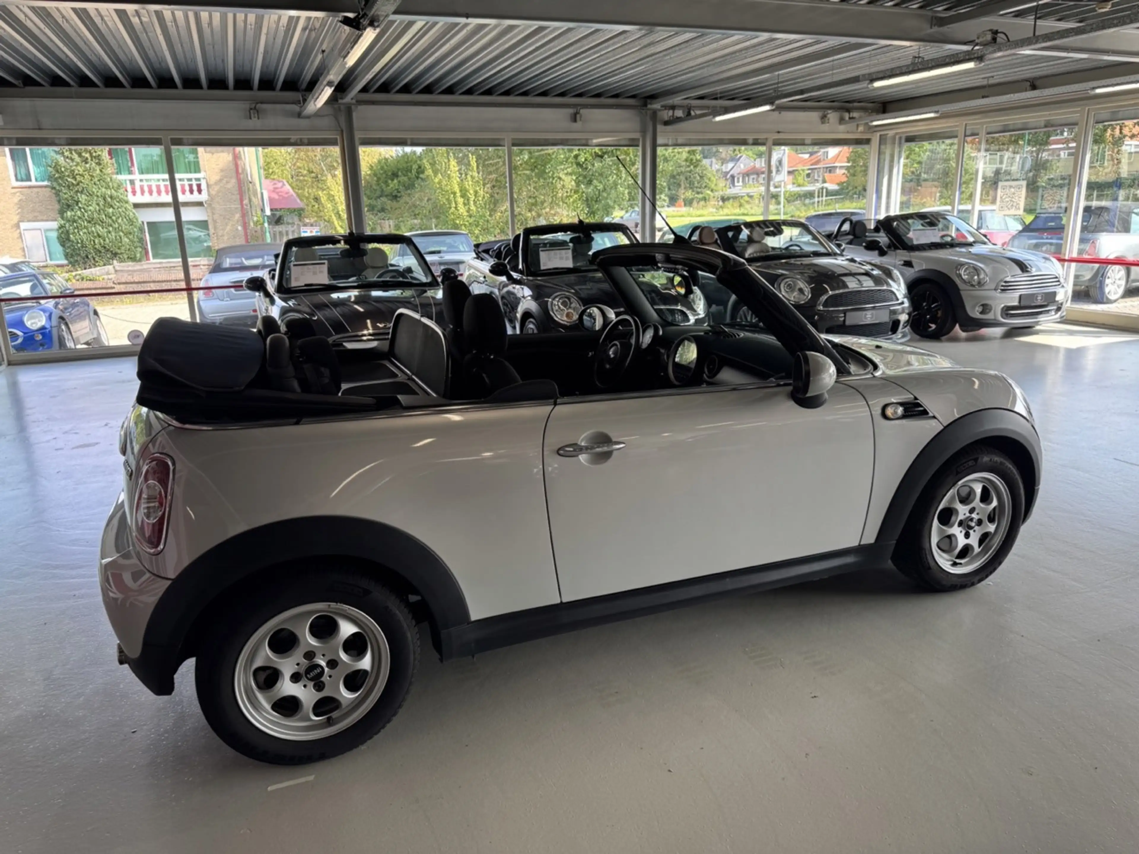 MINI Cooper Cabrio 1.6 Pepper ( 6 MAANDEN GARANTIE ) — photo 14