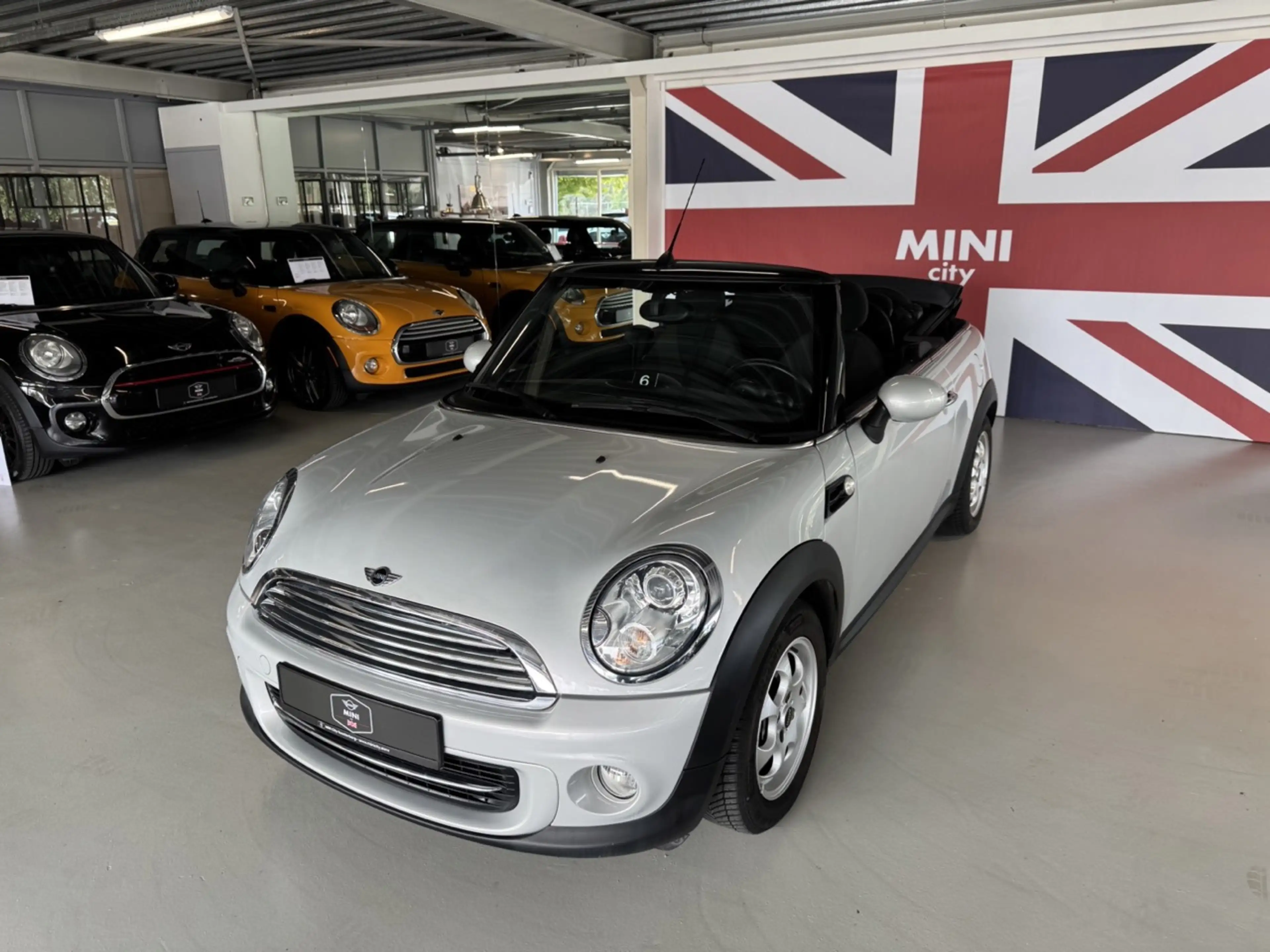 MINI Cooper Cabrio 1.6 Pepper ( 6 MAANDEN GARANTIE ) — photo 13