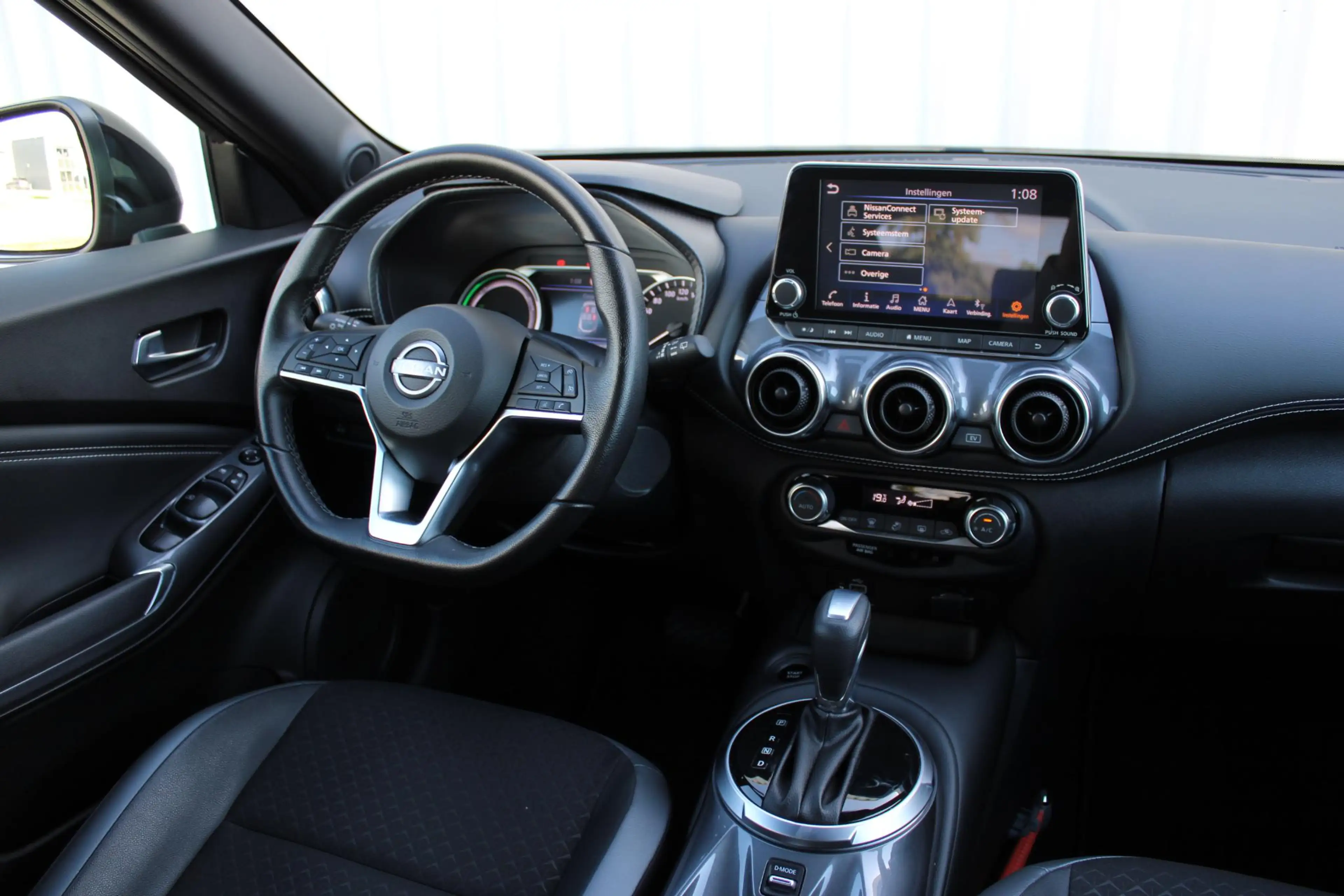 Nissan Juke 1.6 Hybrid N-Connecta | Incl. 12 maanden garantie — photo 2