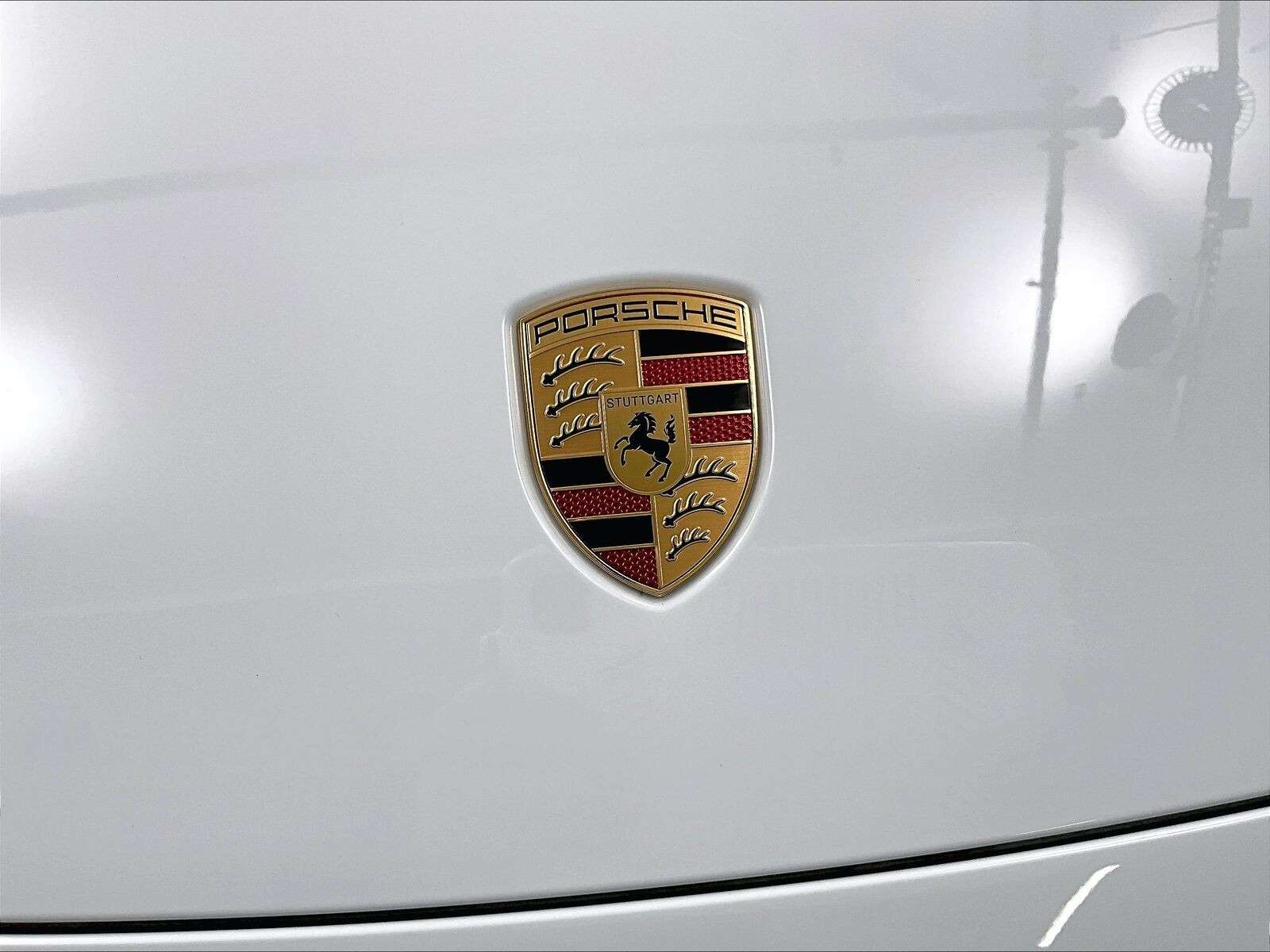 2025 Porsche Macan Electric 4 thumb 31