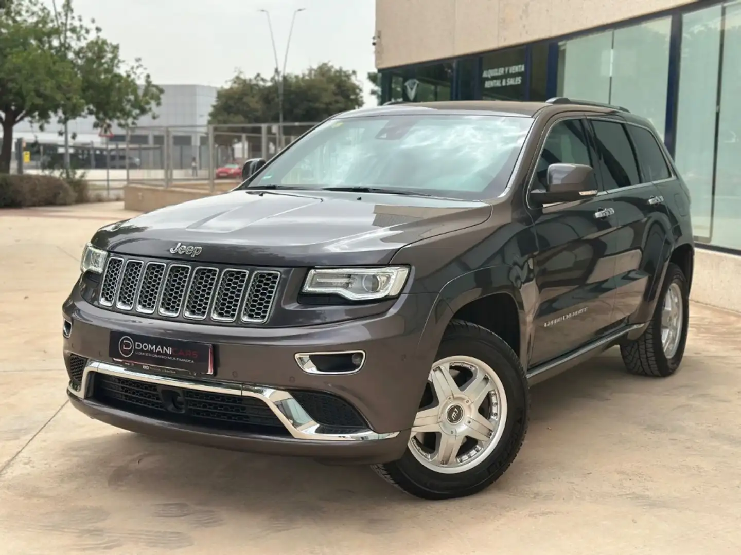 Jeep Grand Cherokee 3.0CRD Summit Aut. Marrón - 1