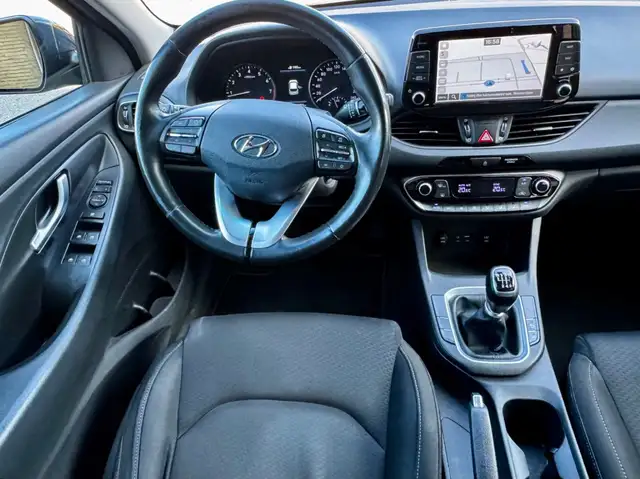 Hyundai i30 view 2