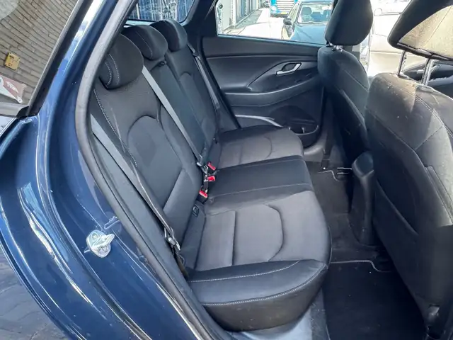 Hyundai i30 view 11