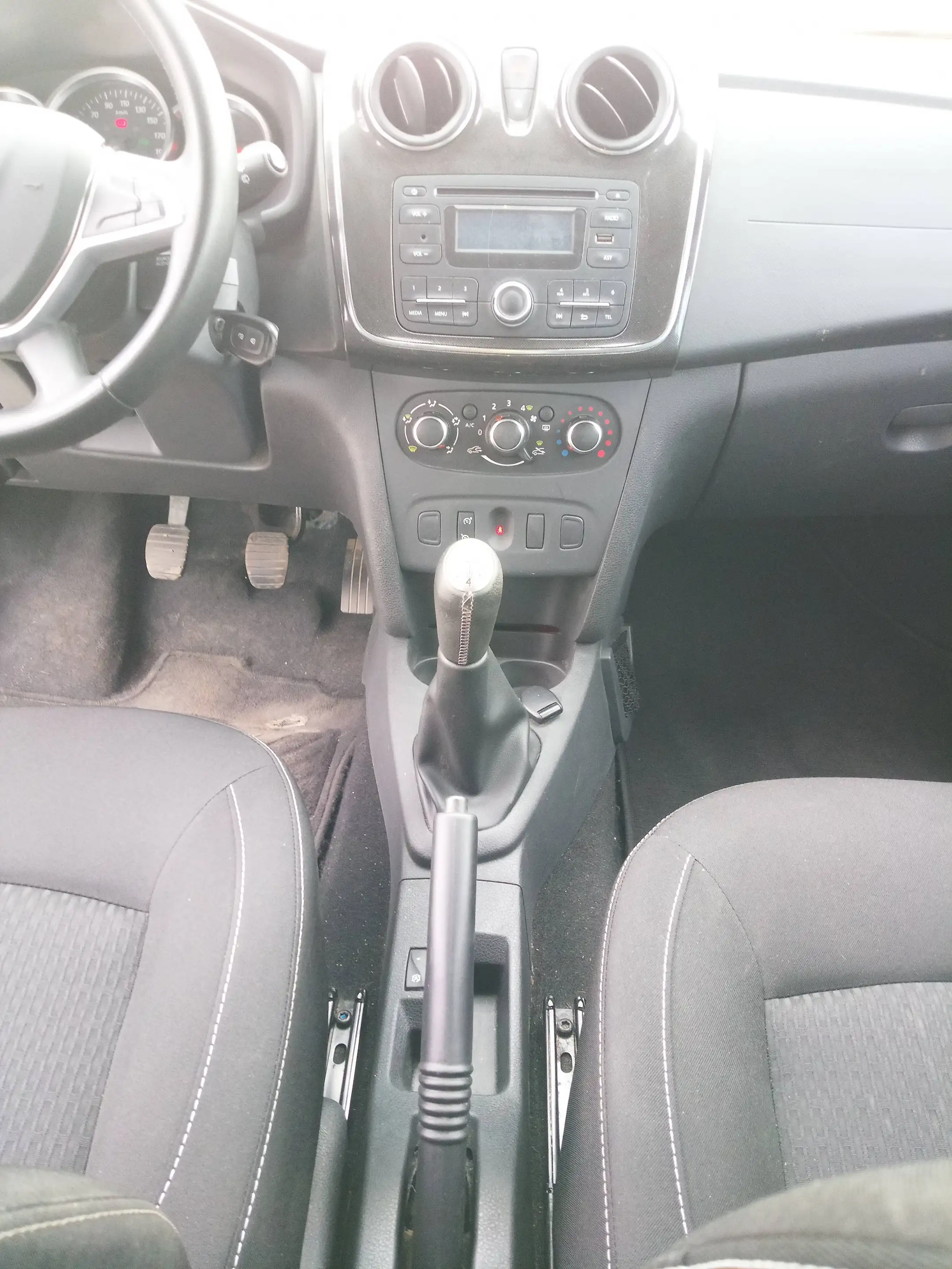 Dacia Logan MCV Supreme TCe 90 S&S **§57a u. Service neu** — photo 6