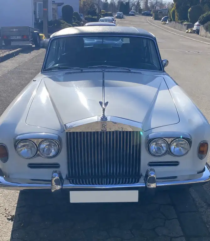 Rolls-Royce Silver Shadow 1972 из Европы — купить под ключ