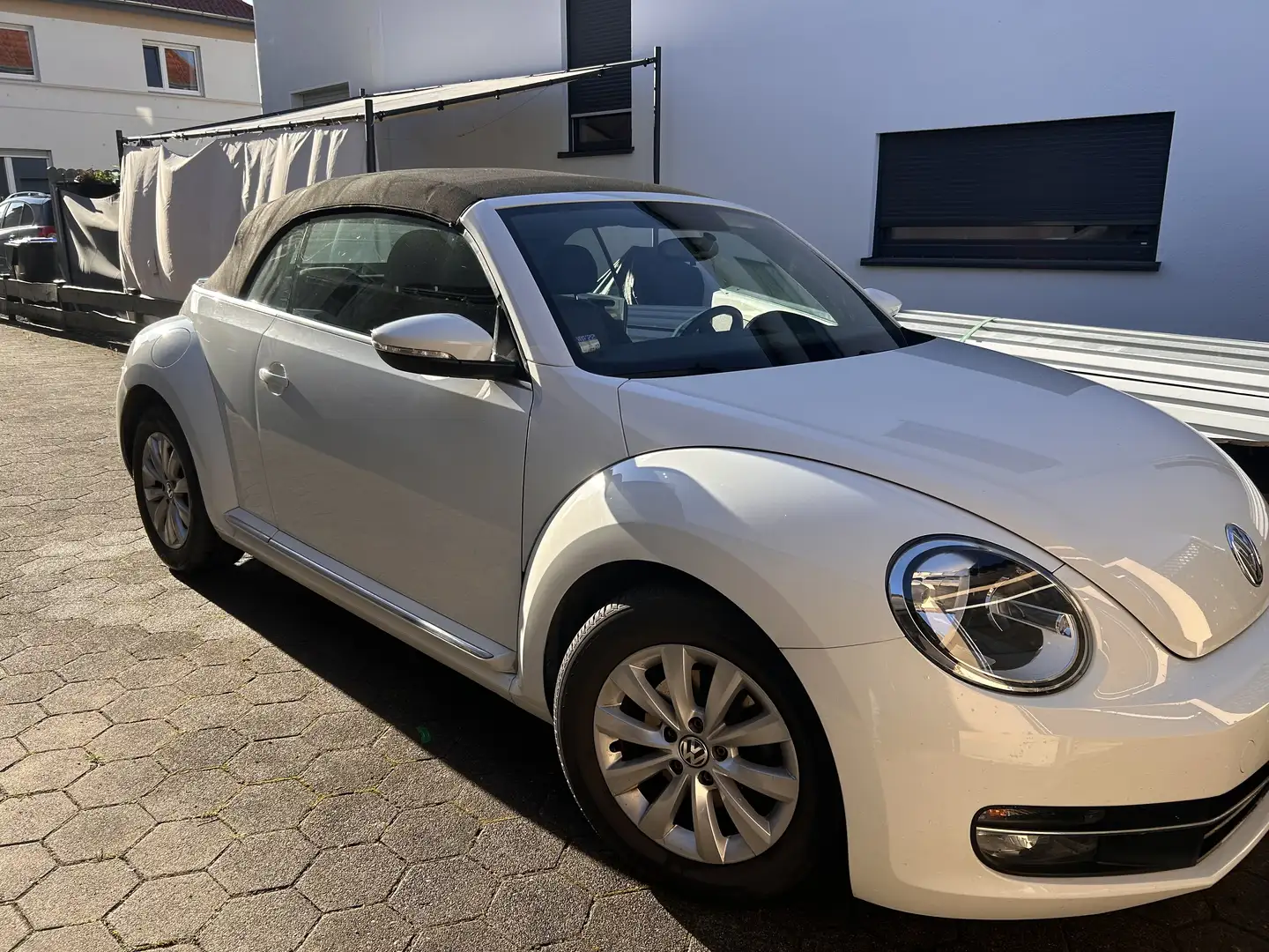 Volkswagen Beetle The Beetle Cabriolet 1.2 TSI Exclusive Design Biały - 1