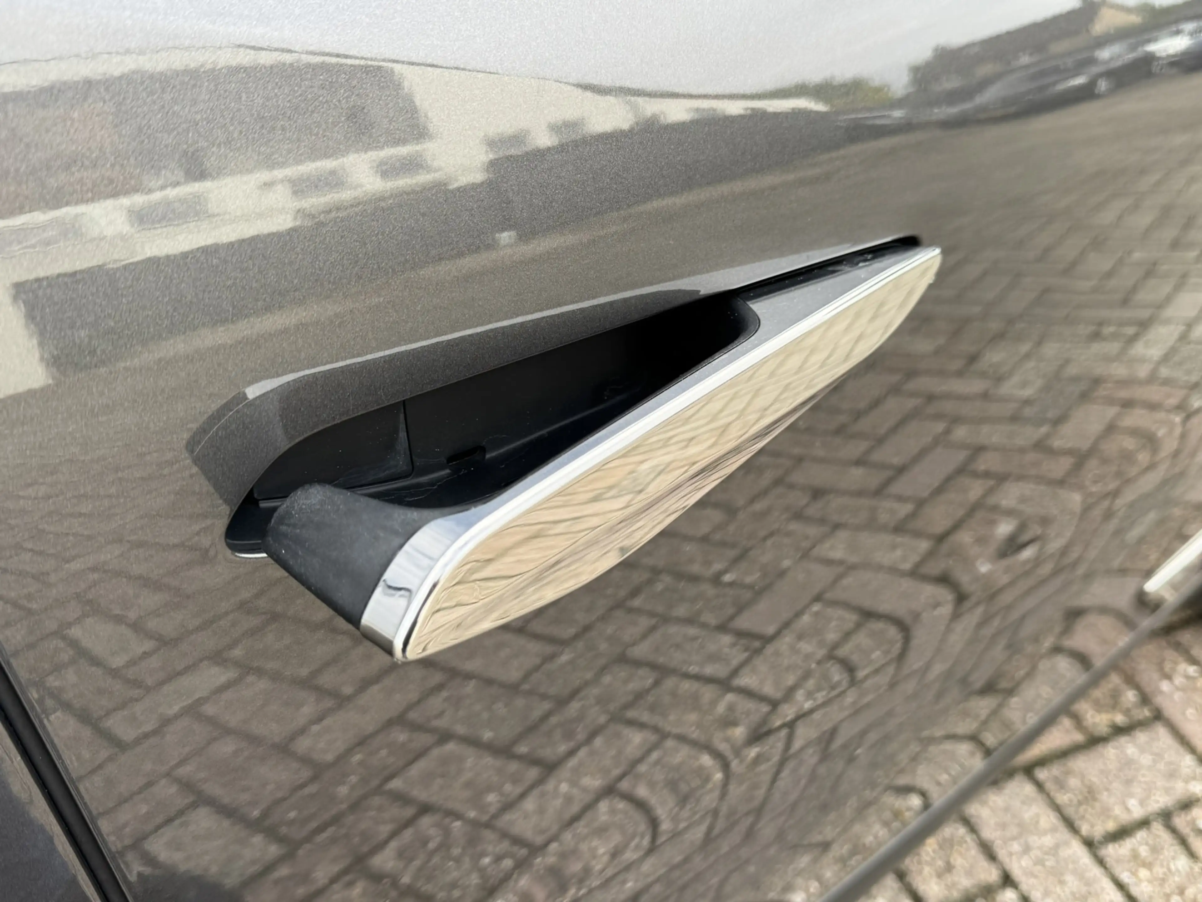 DS Automobiles DS 3 Crossback 1.2 PureTech Business Performance line Camera Carp — photo 9