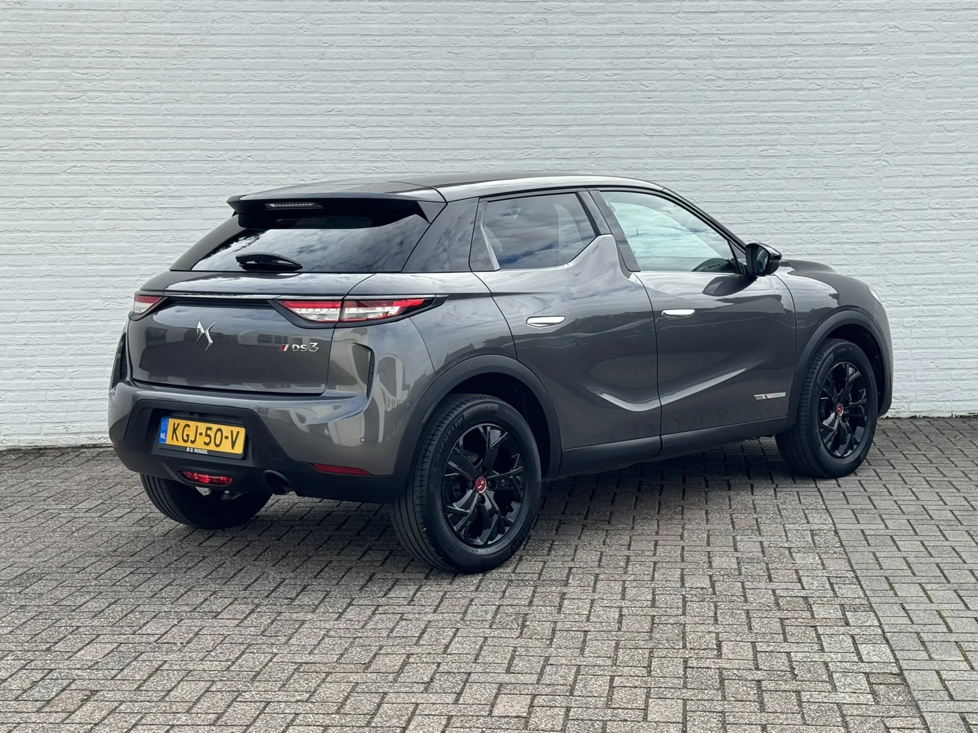 DS Automobiles DS 3 Crossback 1.2 PureTech Business Performance line Camera Carp — photo 5