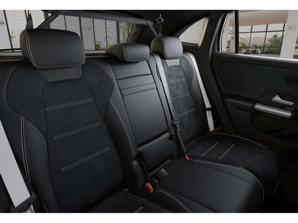 Mercedes-Benz GLA 220