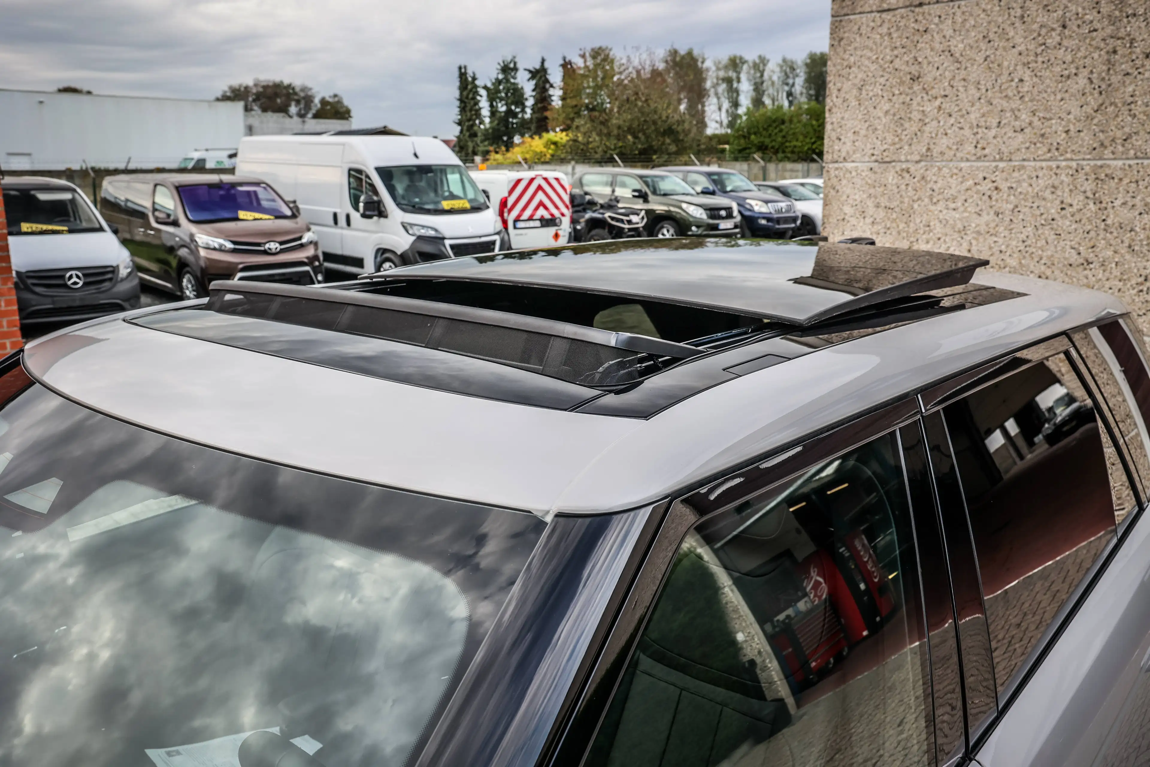 Land Rover Range Rover Sport PANORAMISCH-DAK*SOUND-SYSTEEM-MERIDIAN*360°CAMERA*LICHTE-VRACHT*BTW-WAGEN* — photo 9