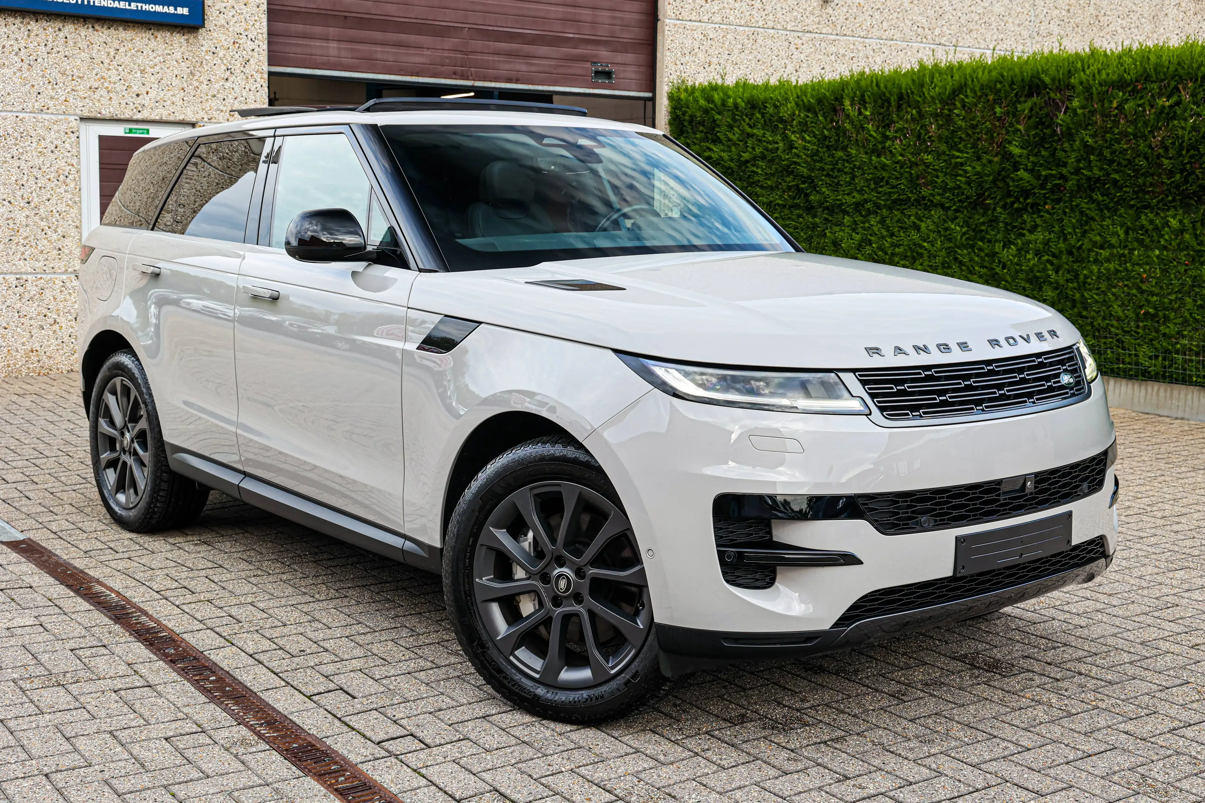 Land Rover Range Rover Sport PANORAMISCH-DAK*SOUND-SYSTEEM-MERIDIAN*360°CAMERA*LICHTE-VRACHT*BTW-WAGEN* — photo 3