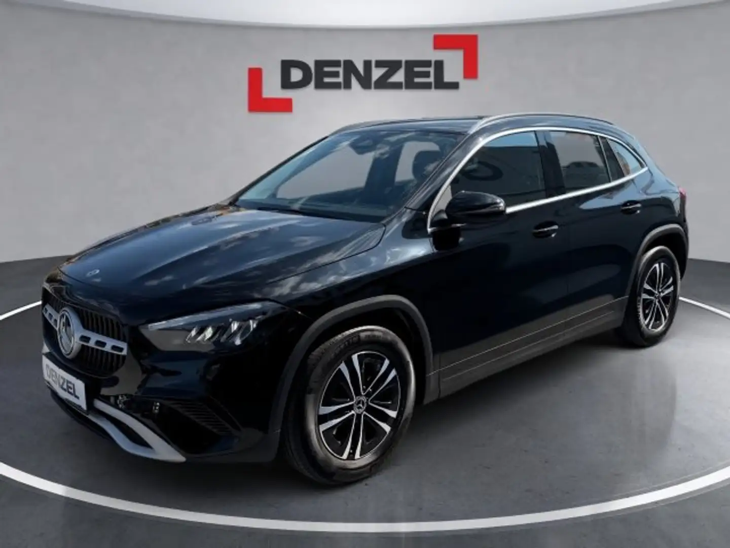 Mercedes-Benz GLA 180 GLA 180 Schwarz - 1