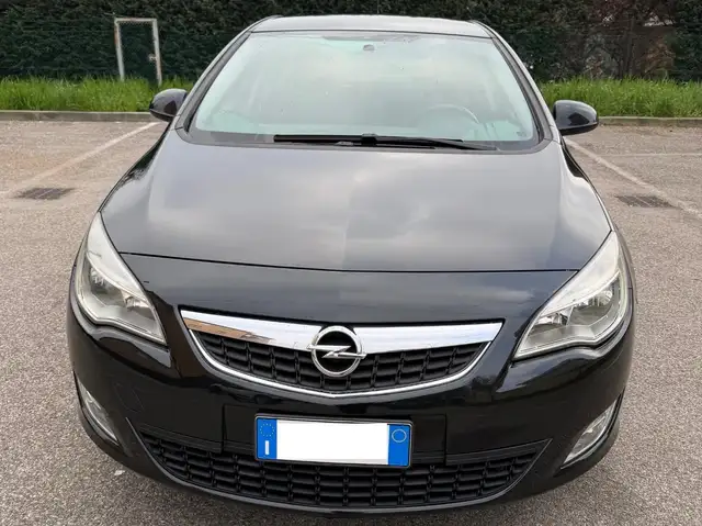 Opel Astra 1.4 METANO - NEOPATENTATI - 12 MESI DI GARANZIA -