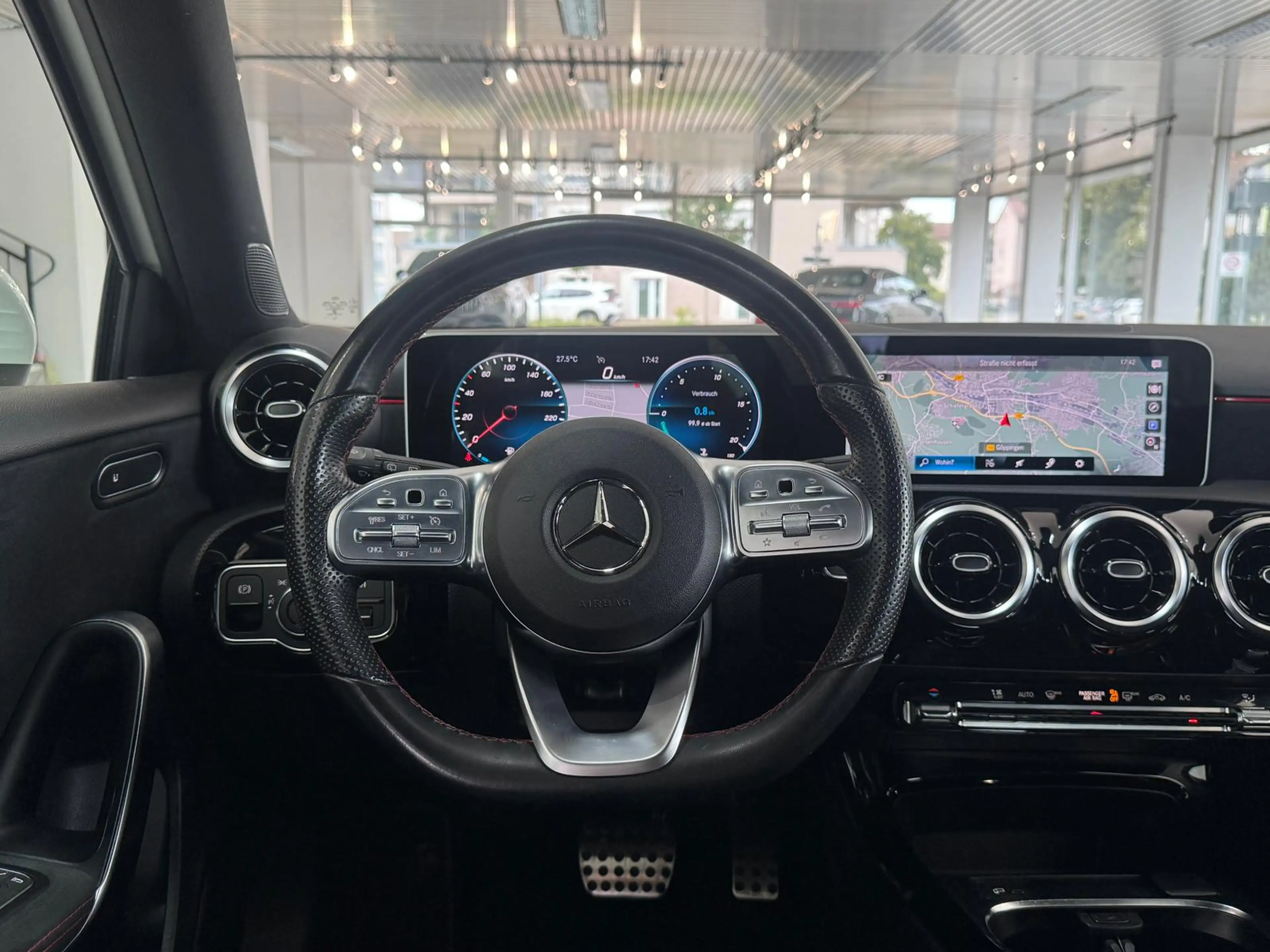 Mercedes-Benz A 220 7G-DCT*3x AMG SPORT*WIDE*MBUX*LED*SPUR*SZH — photo 9