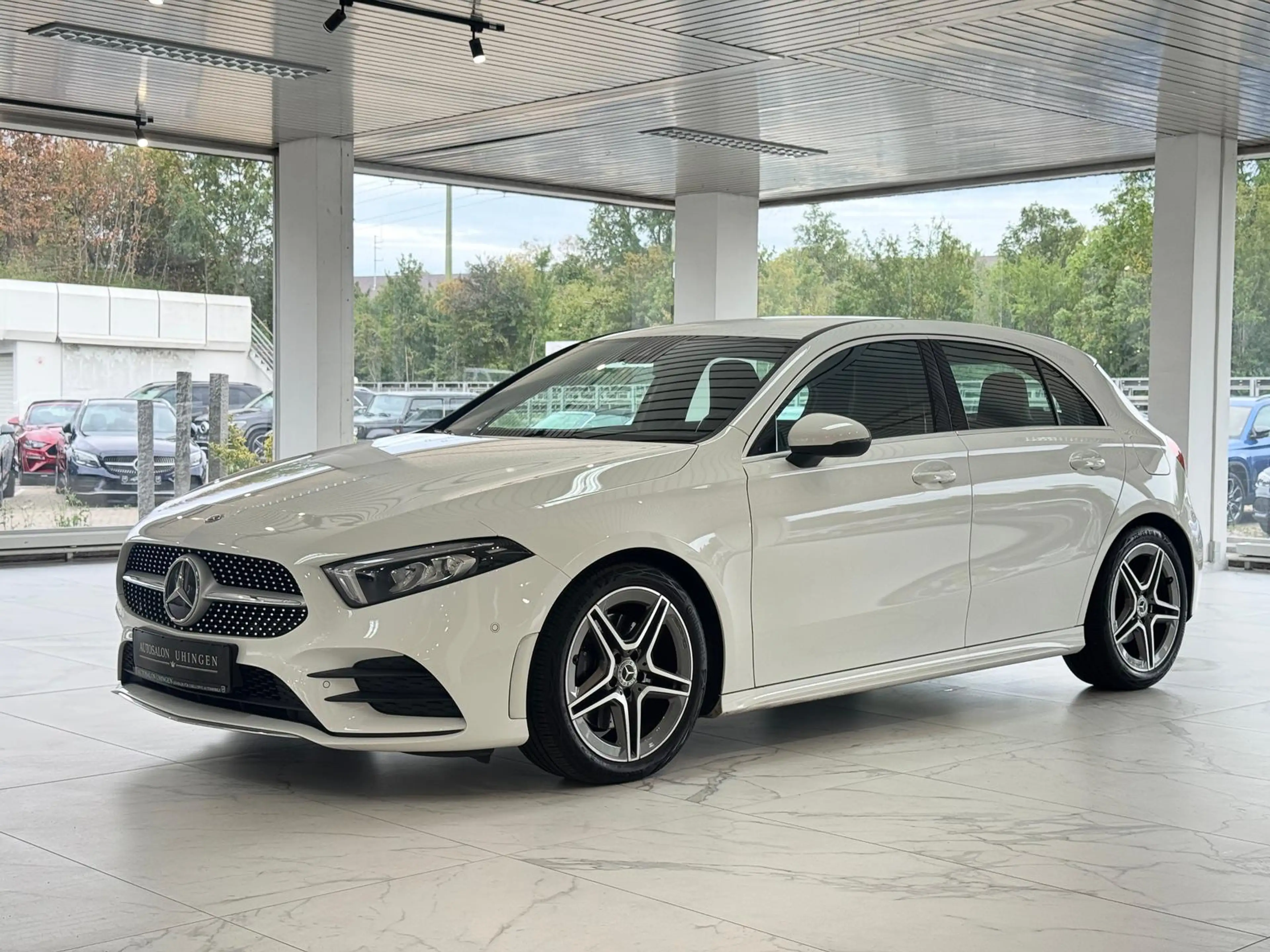 Mercedes-Benz A 220 7G-DCT*3x AMG SPORT*WIDE*MBUX*LED*SPUR*SZH