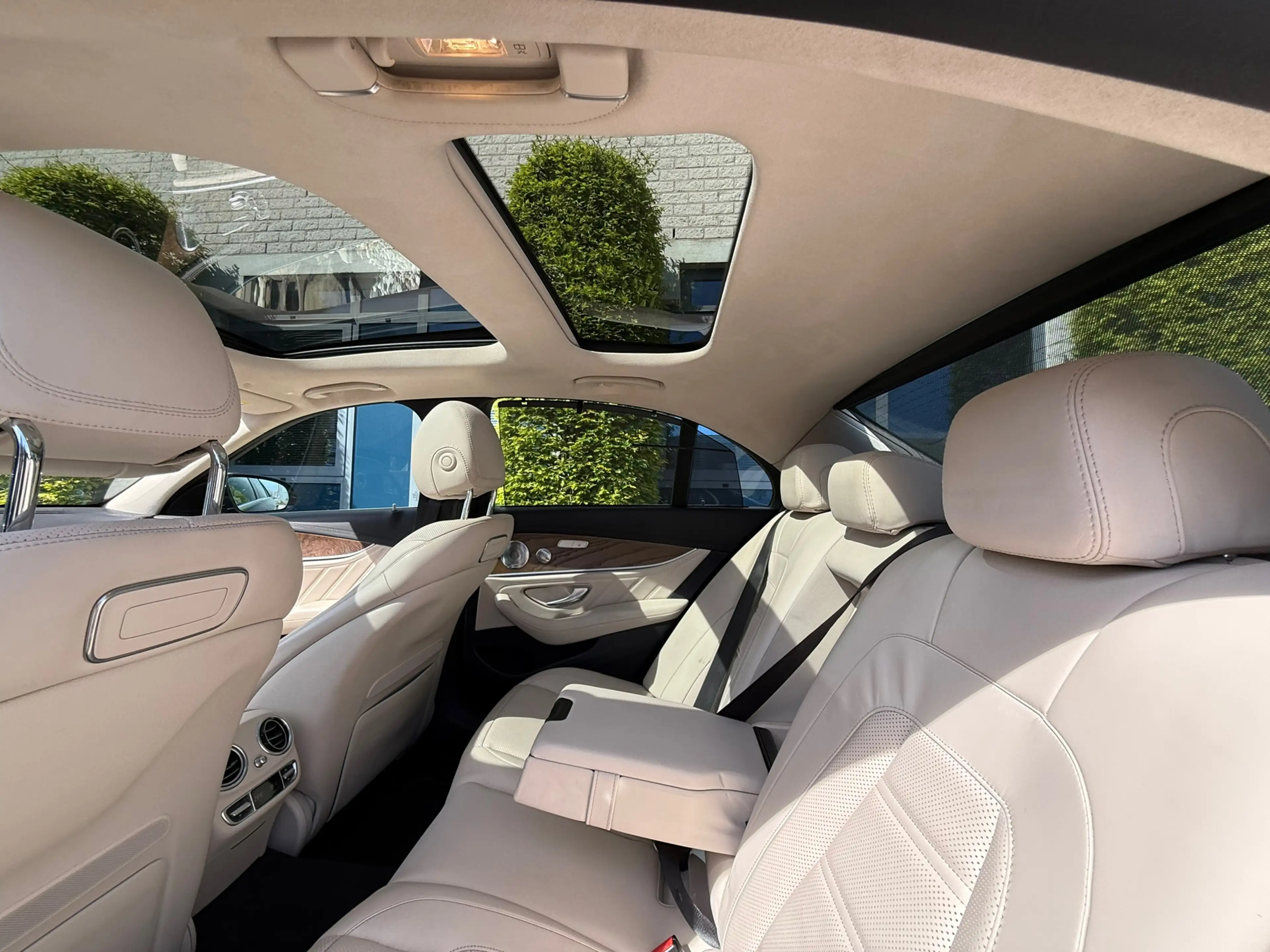 Mercedes-Benz E 63 AMG E S 4MATIC Premium Plus — photo 11