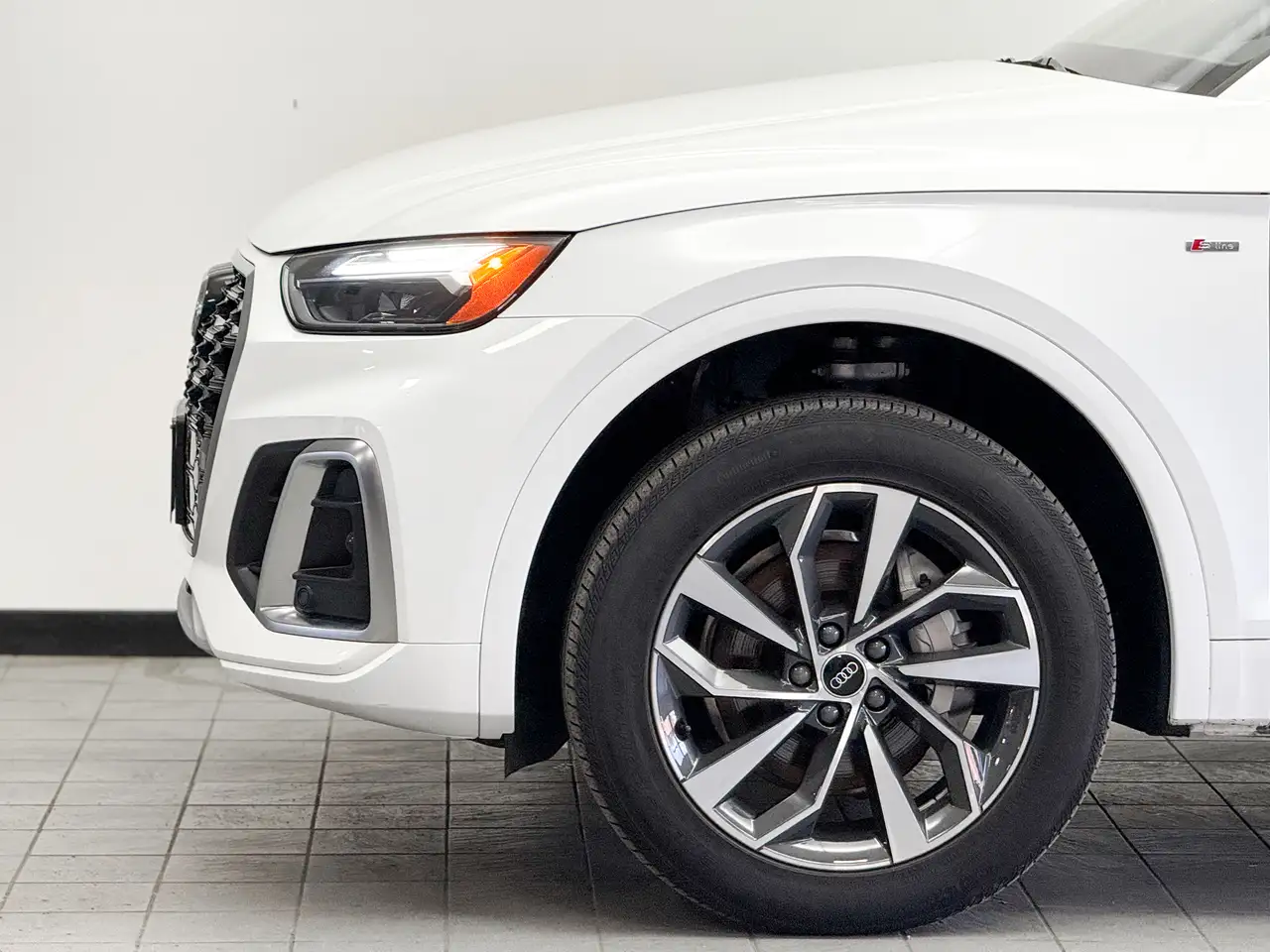 Audi Q5 снимка Audi Q5