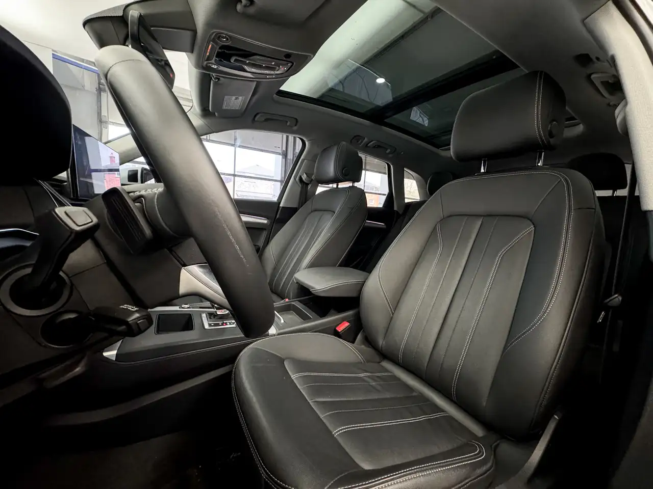 Audi Q5 снимка Audi Q5
