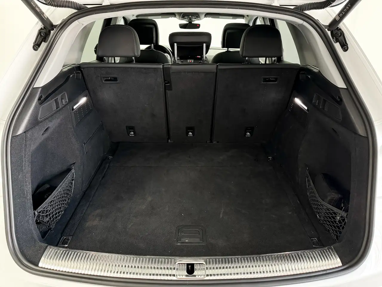 Audi Q5 снимка Audi Q5