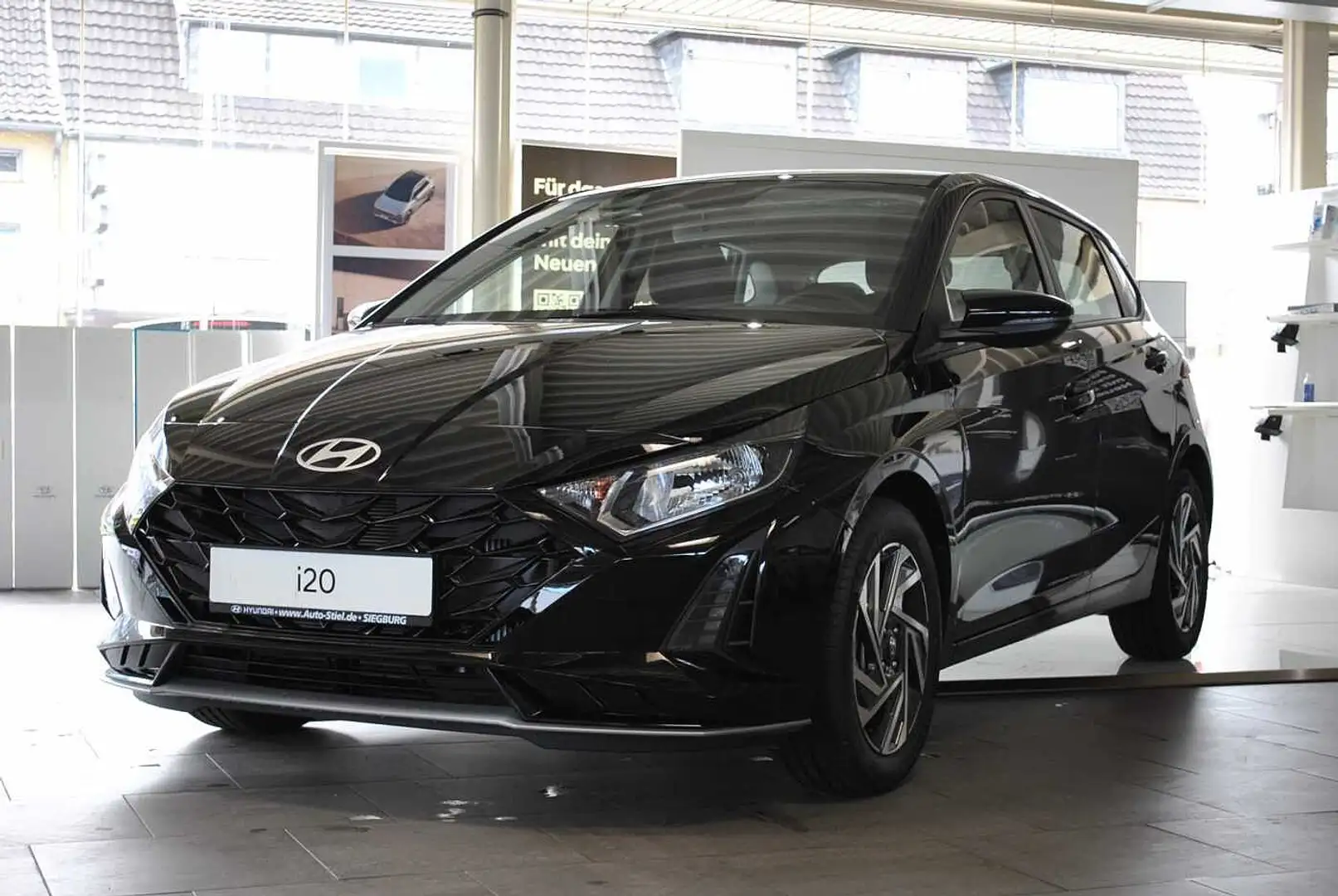 Hyundai i20 1.0 T-GDI Trend*Navigation*Kamera*Sitzheizung Noir - 1