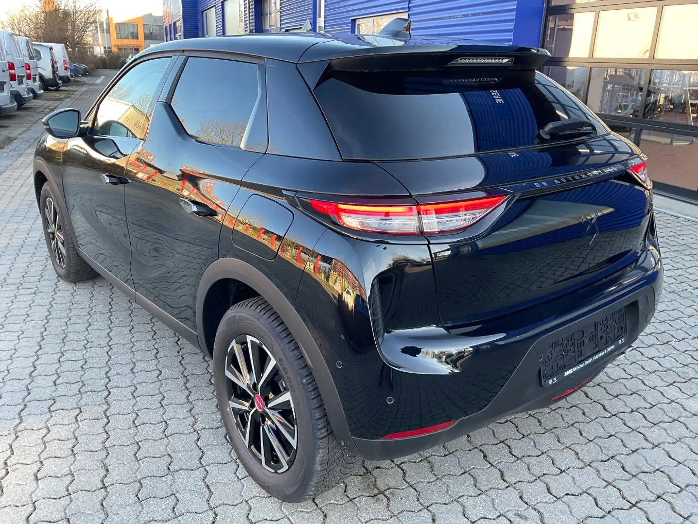 DS Automobiles DS 3 Crossback DS3 Crossback Performance.Line Kam SHZ LED Nav Fekete - 2