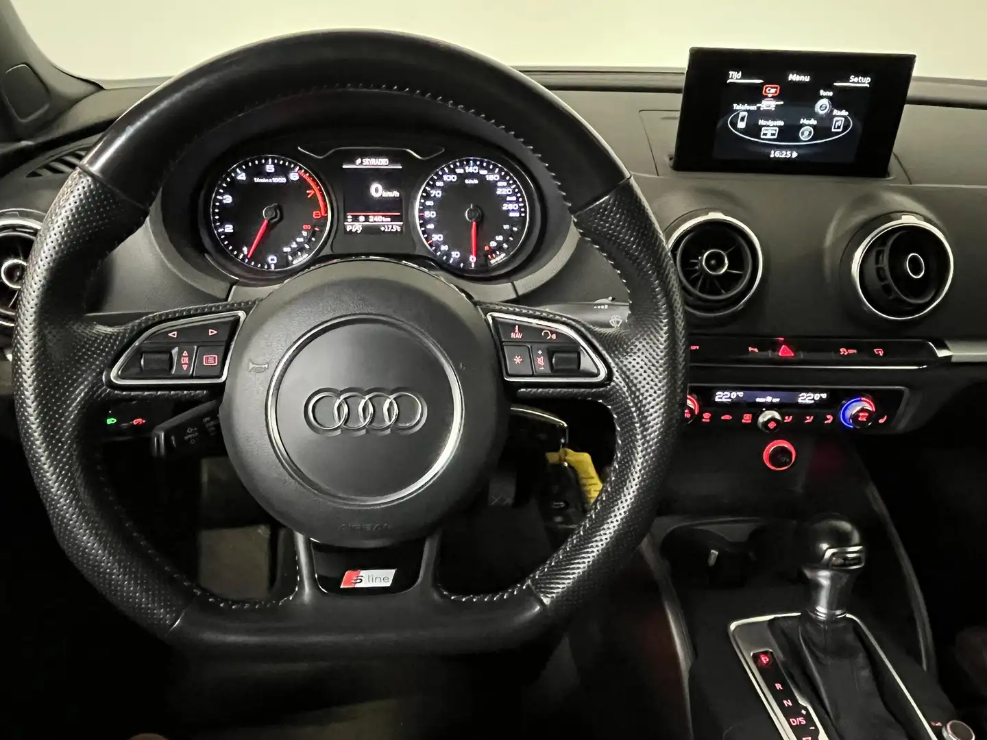 Audi A3 Cabriolet 1.4 TFSI CoD Ambition Pro Line S Open Da Zwart - 2