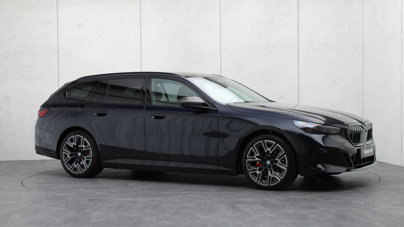 BMW 550 5-serie Touring 550e xDrive M-Sport Pro | Bowers & — photo 34