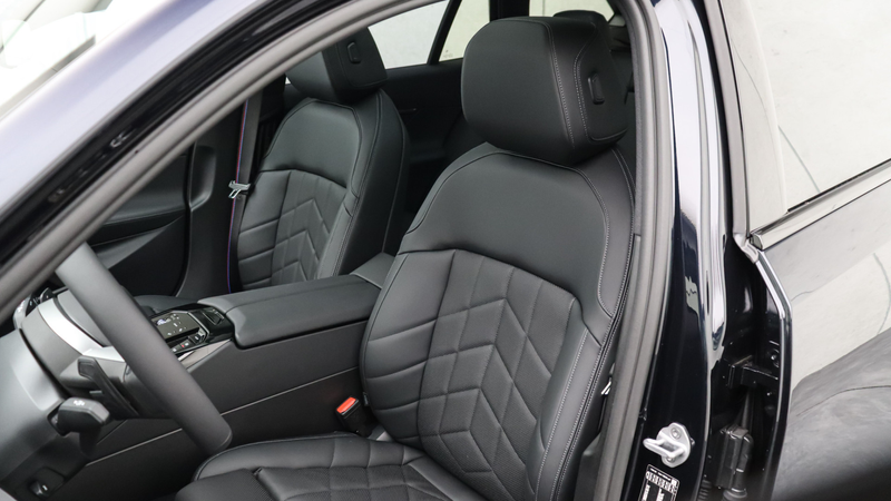 BMW 550 5-serie Touring 550e xDrive M-Sport Pro | Bowers & — photo 12
