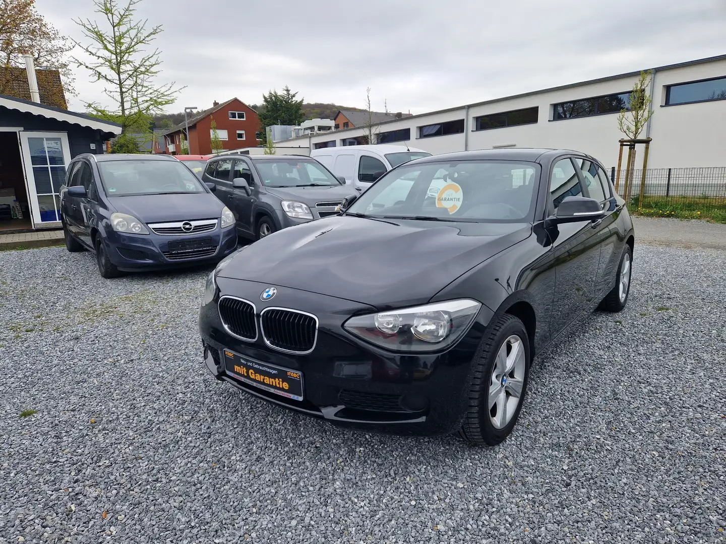 BMW 114 2Hand TÜV /AU Neu Schwarz - 1