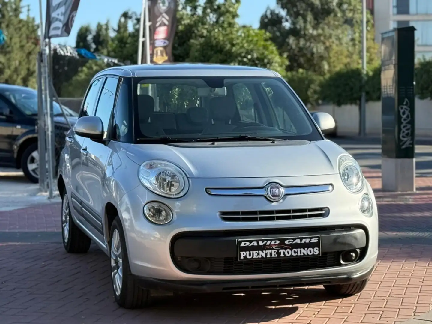 Fiat 500L 1.3Mjt II S&S Trekking Lite 85 Grijs - 2