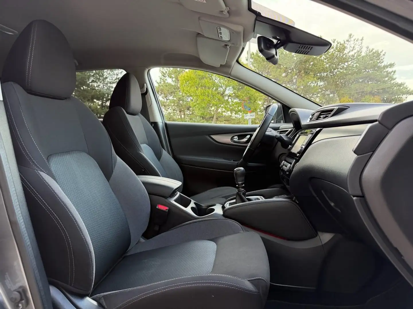 Nissan Qashqai dCi 85 kW (115 CV) E6D TEKNA Gris - 2