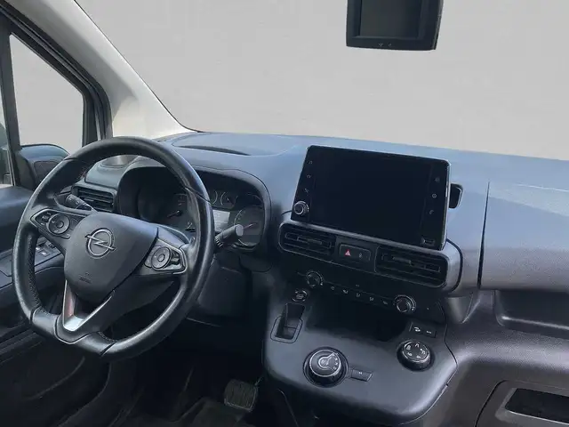 Opel Combo view 4