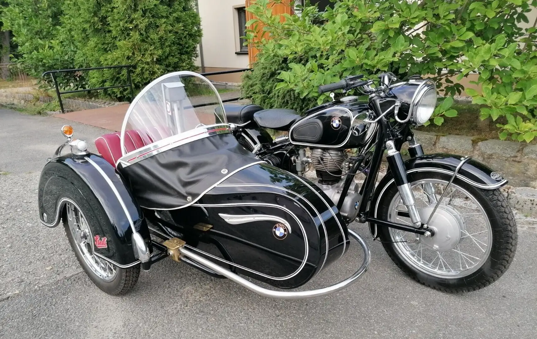 BMW R 27 Negro - 1