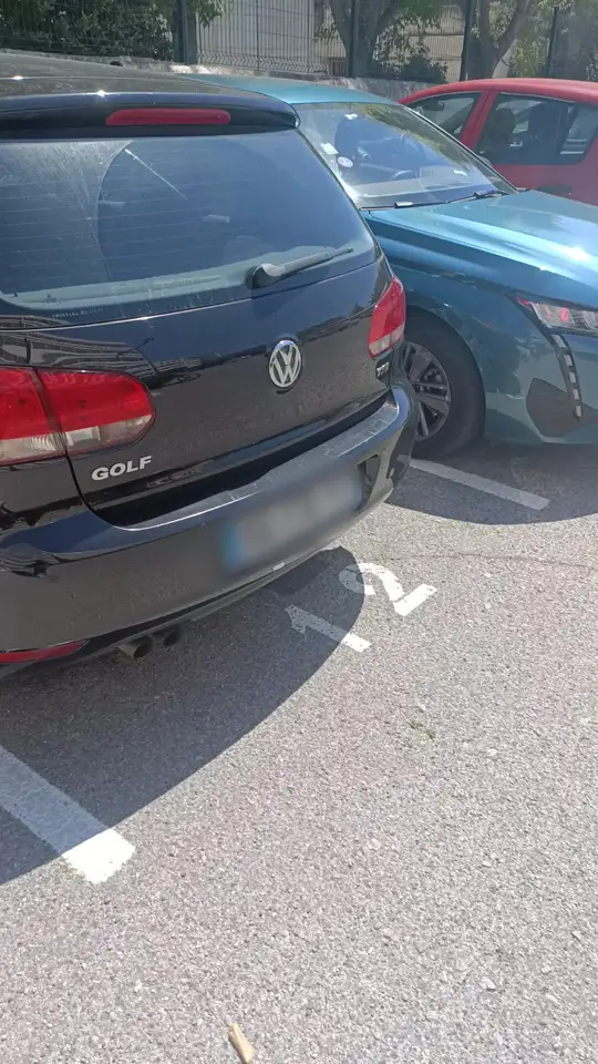 Volkswagen Golf Standard Model — photo 6