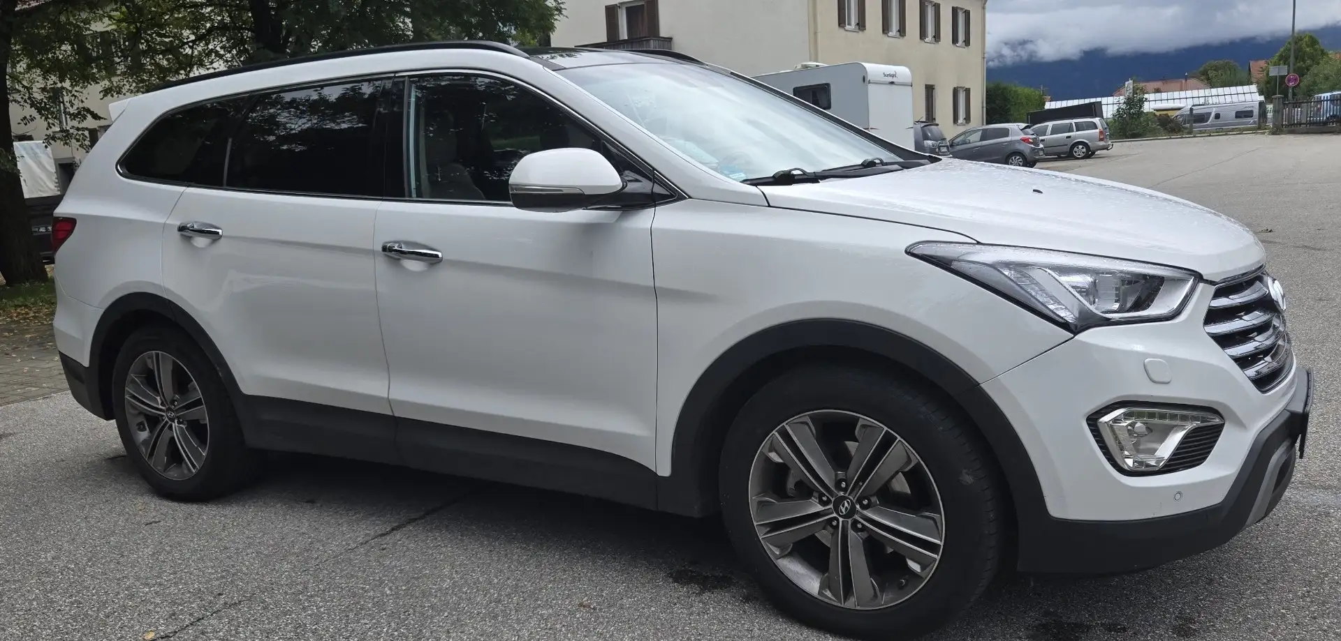 Hyundai Grand Santa Fe 2.2 CRDI 4WD Automatik Premium - 2