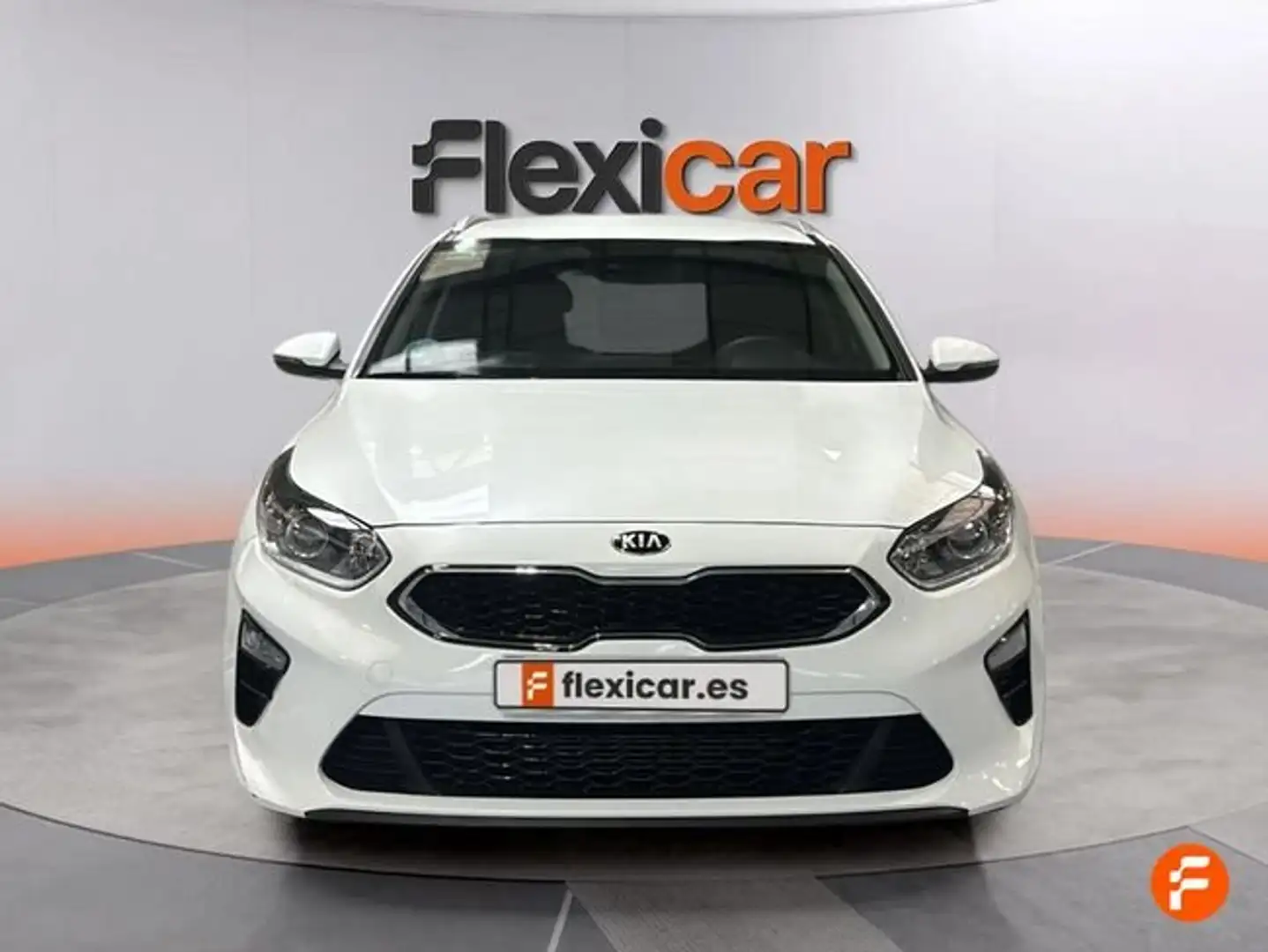 Kia Tourer 1.4 T-GDi 103kW (140CV) Tech Blanco - 2
