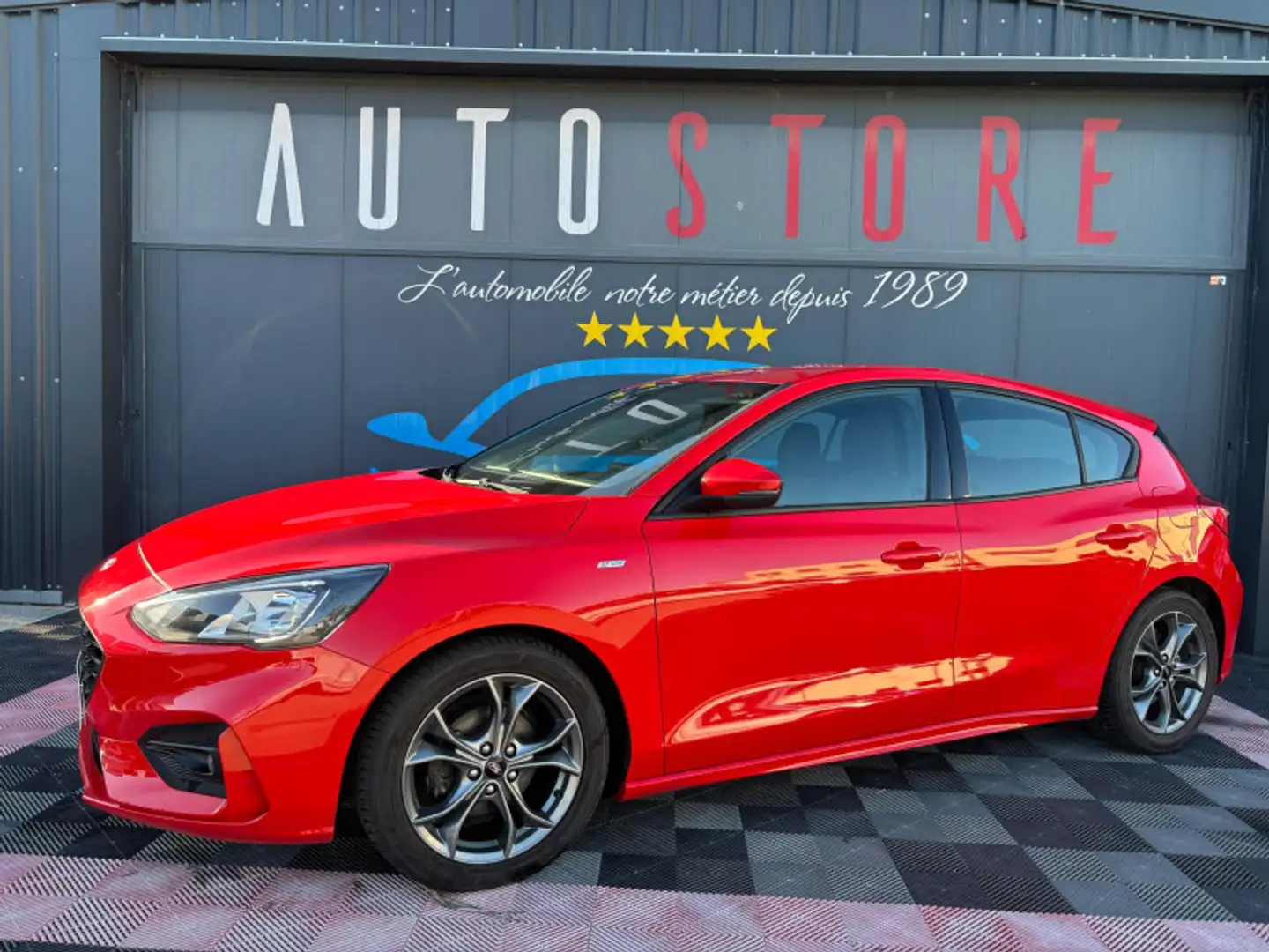 Ford Focus 1.5 ECOBLUE 120CH ST-LINE - 1