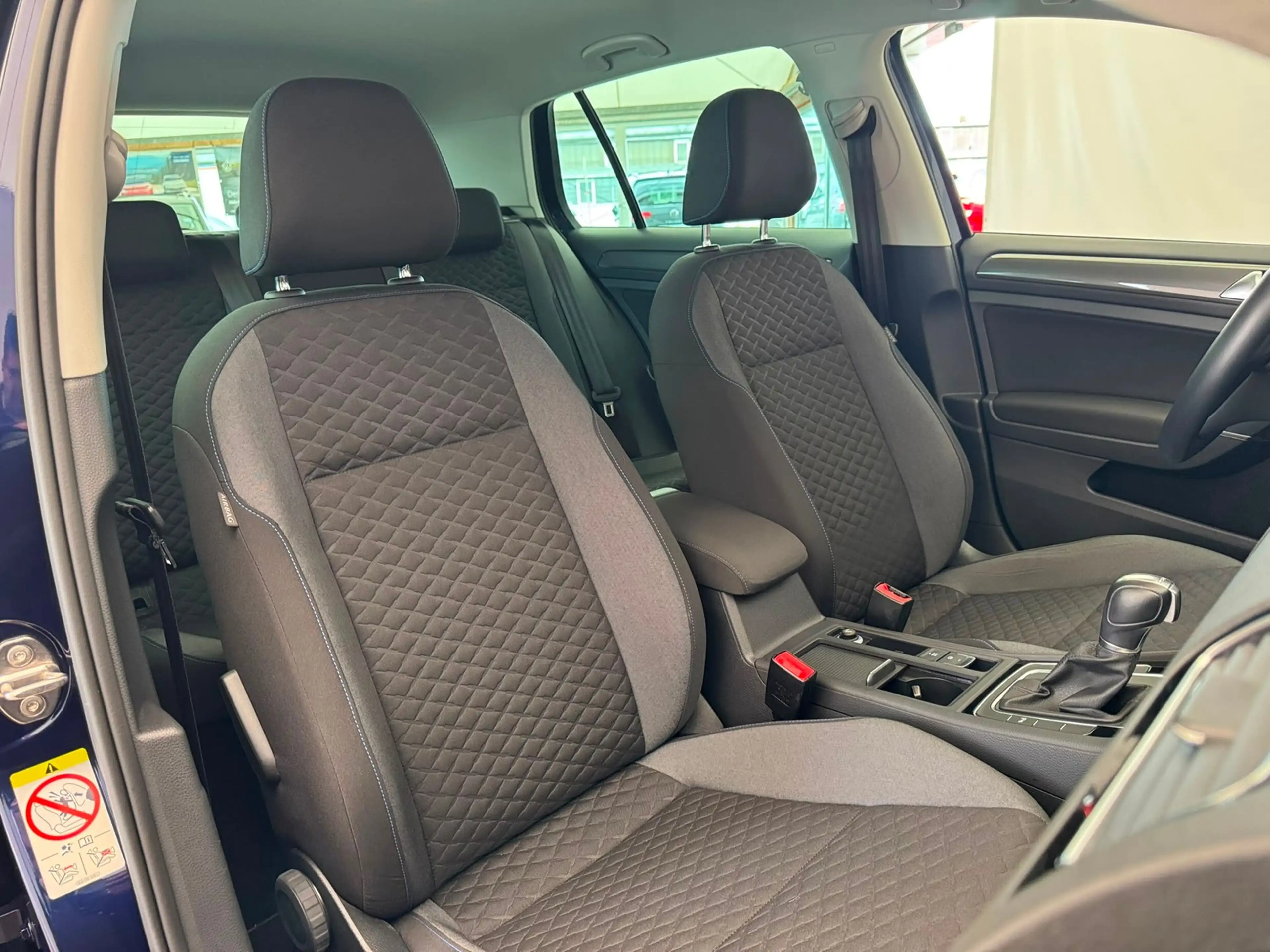 Volkswagen Golf Join 1.0TSI DSG+VIRTUAL COCKPIT+SHZ+PDC+LED+BLU... — photo 10