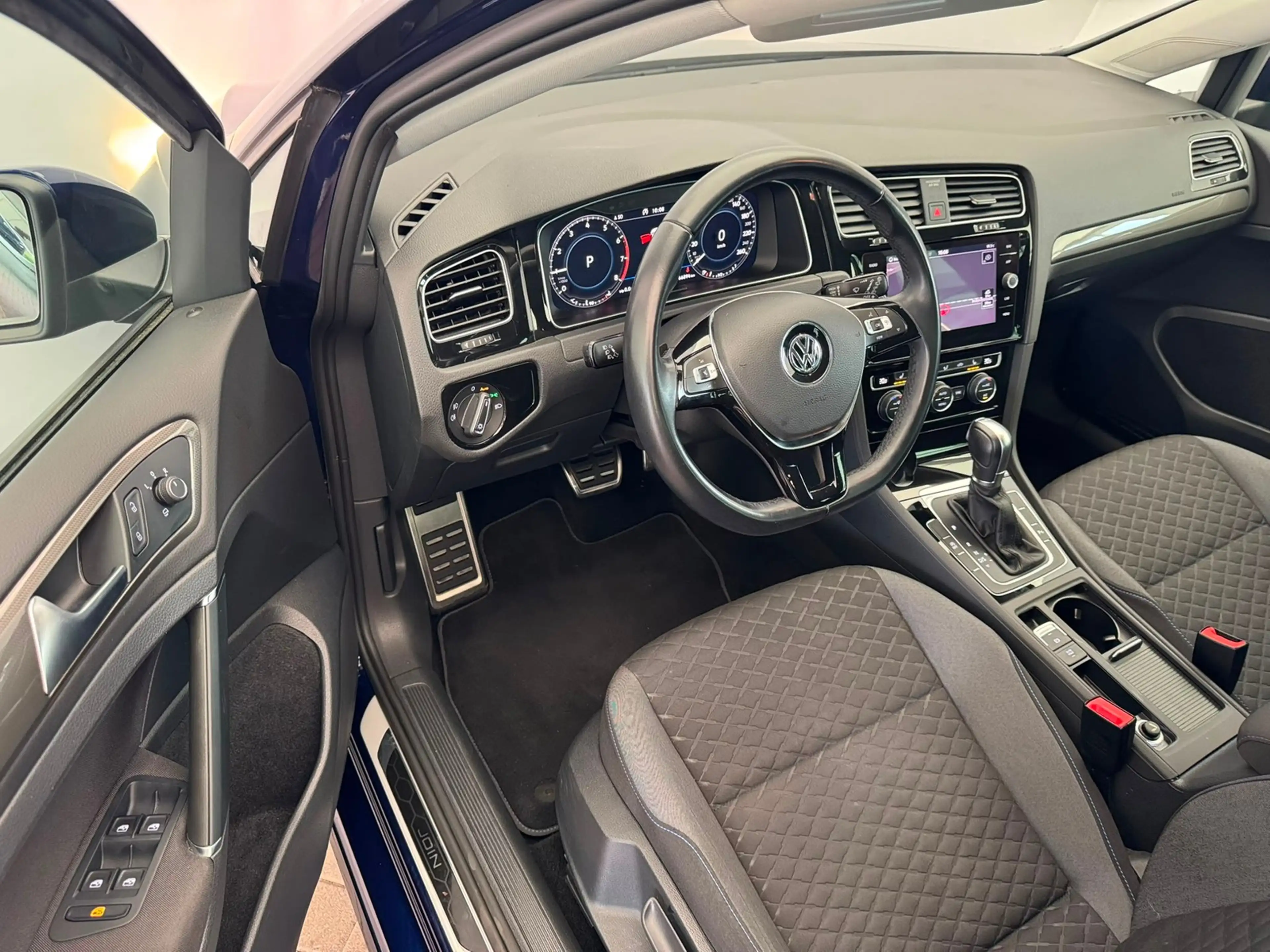 Volkswagen Golf Join 1.0TSI DSG+VIRTUAL COCKPIT+SHZ+PDC+LED+BLU... — photo 8