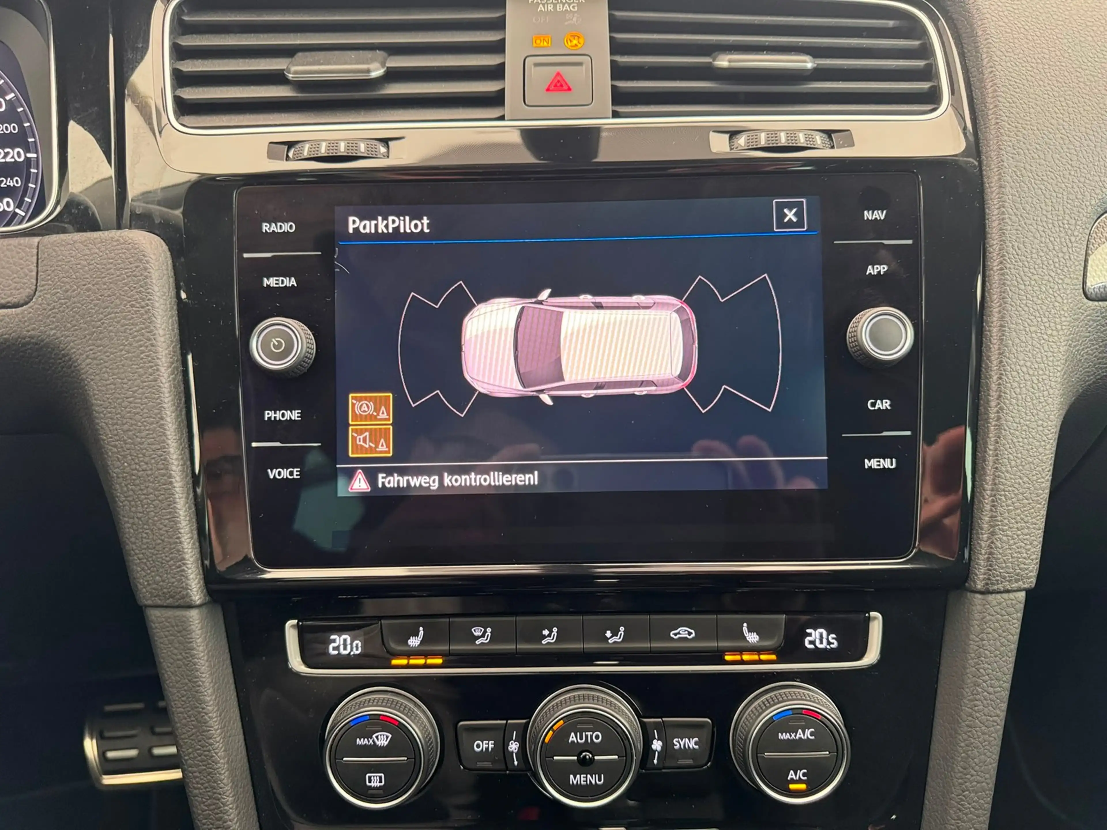 Volkswagen Golf Join 1.0TSI DSG+VIRTUAL COCKPIT+SHZ+PDC+LED+BLU... — photo 5