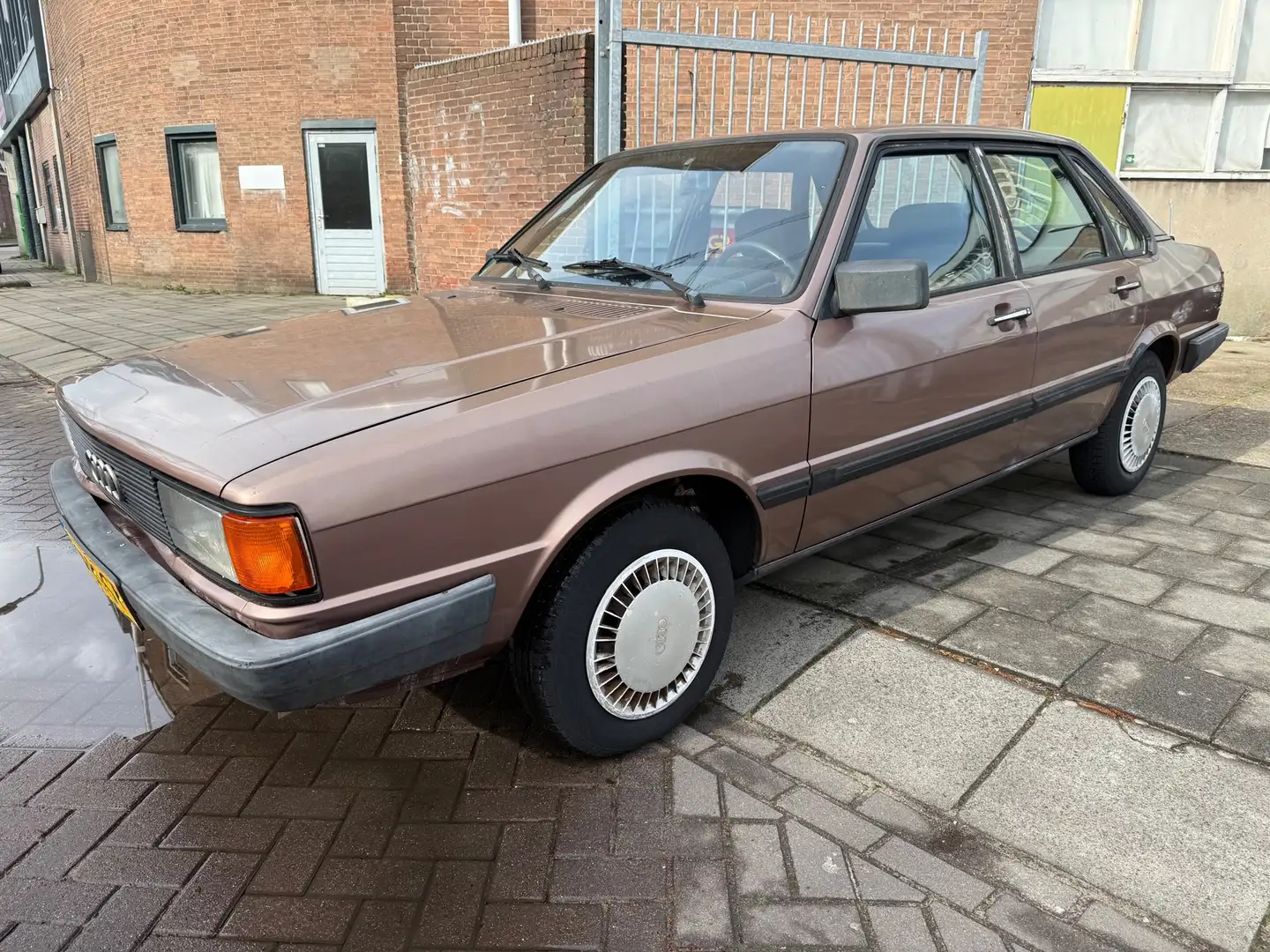 Audi 80 1.6 Automaat UNIEK N.A.P 2 jaar APK Braun - 2