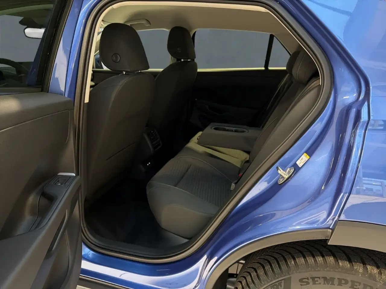 Volkswagen T-Roc 1.5 eTSI Life+PDC+Sitzhzg.+Lenkradhzg. 6