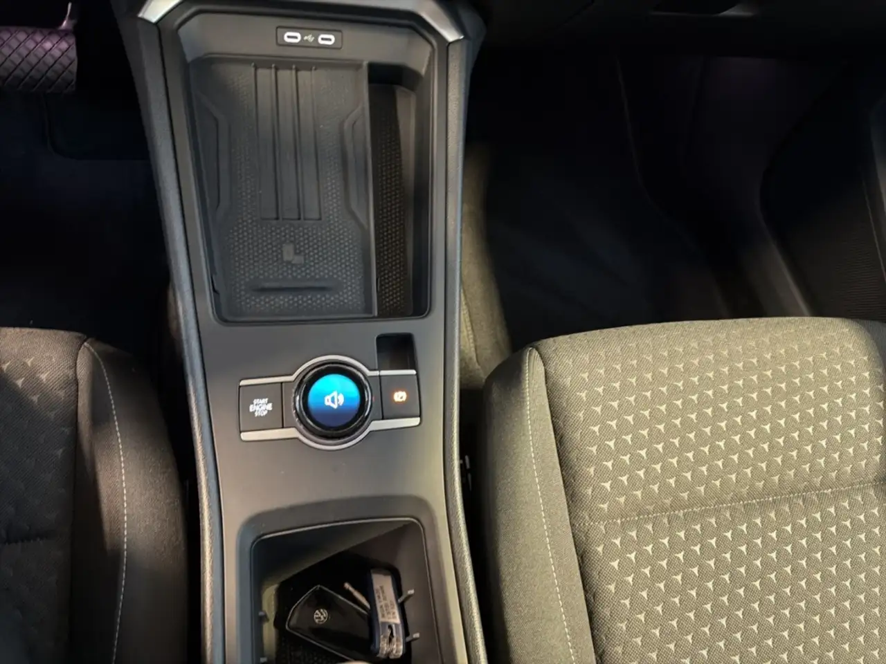 Volkswagen T-Roc 1.5 eTSI Life+PDC+Sitzhzg.+Lenkradhzg. 14