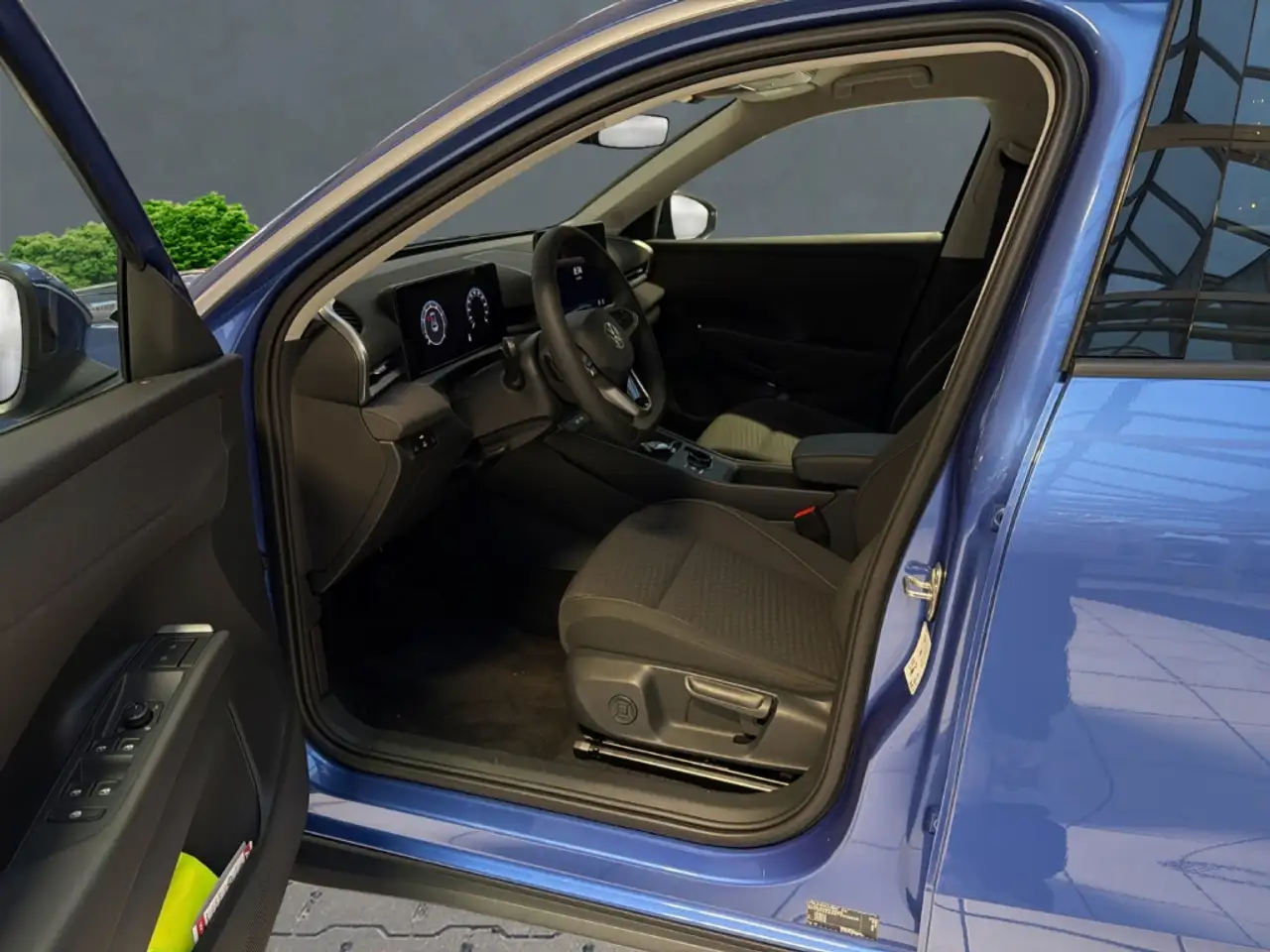 Volkswagen T-Roc 1.5 eTSI Life+PDC+Sitzhzg.+Lenkradhzg. 8