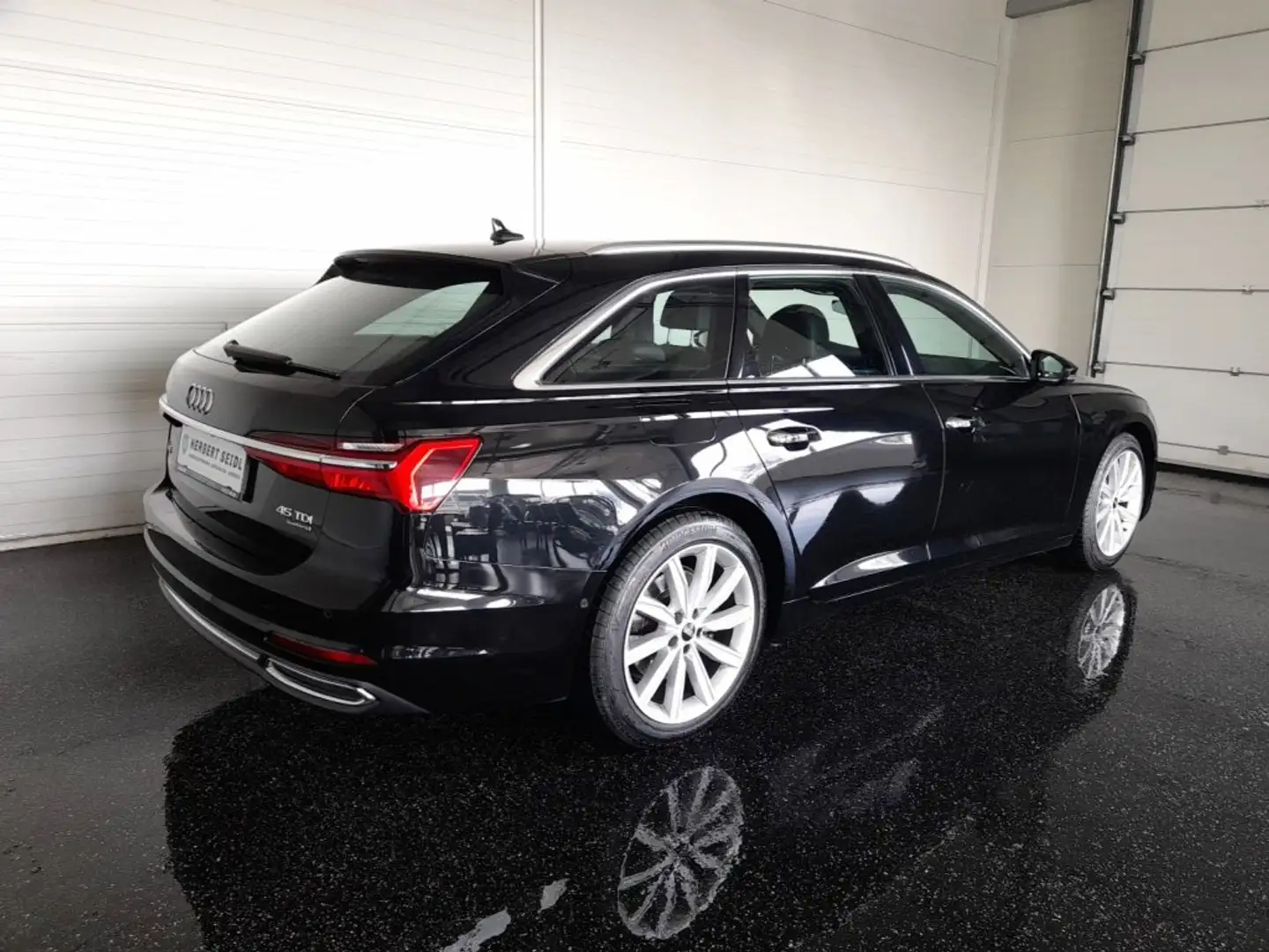 Audi A6 Avant DESIGN QUATTRO 45 TDI TIPTR *LEDER MIT MEMORY / 19 ZOLL / VIRTUELL PLUS / VOLL-LED MIT FLA / NAVI / ASS PAKET TOUR  Schwarz - 2